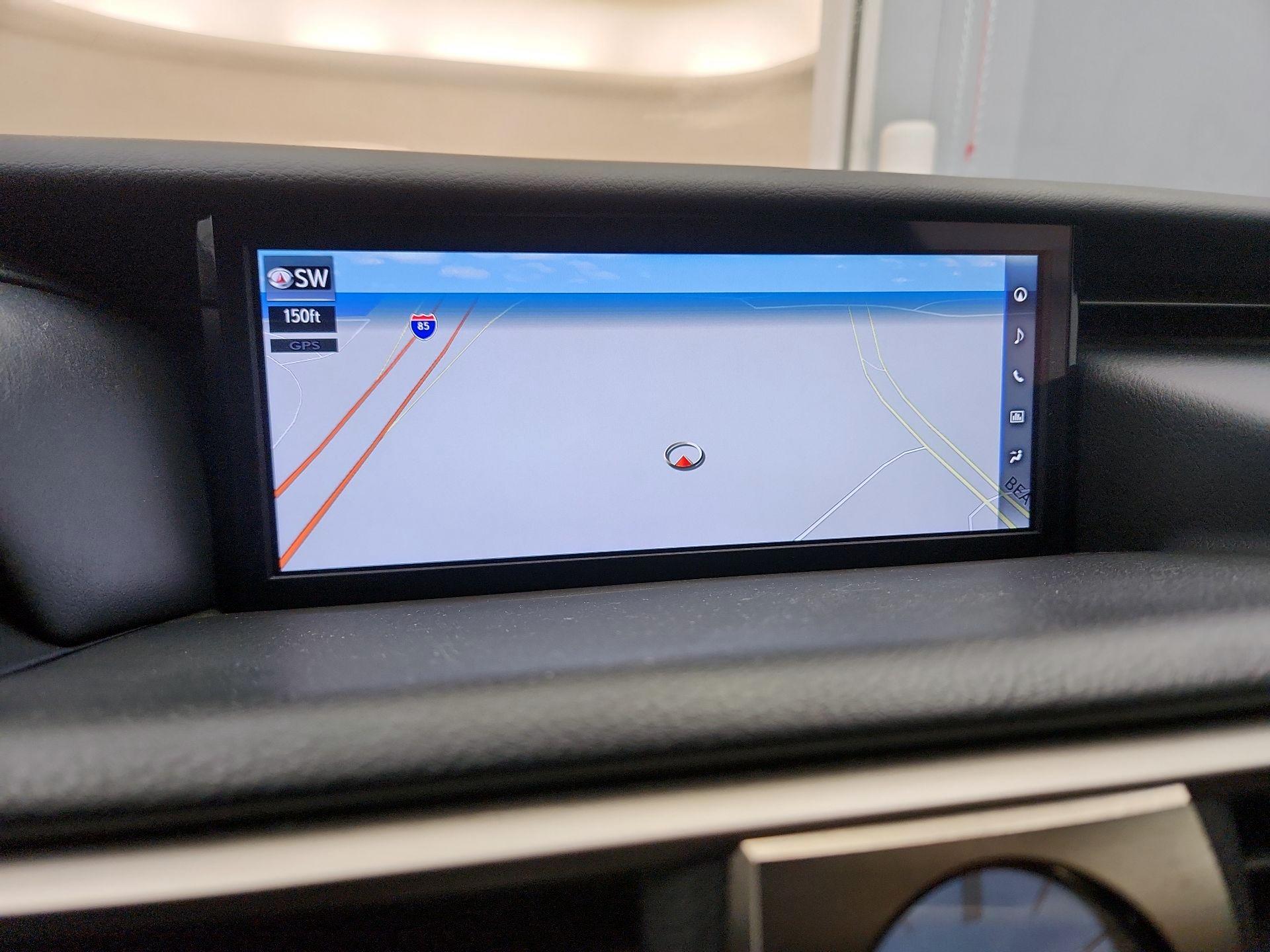 Thumbnail: 2019 Lexus IS - 14