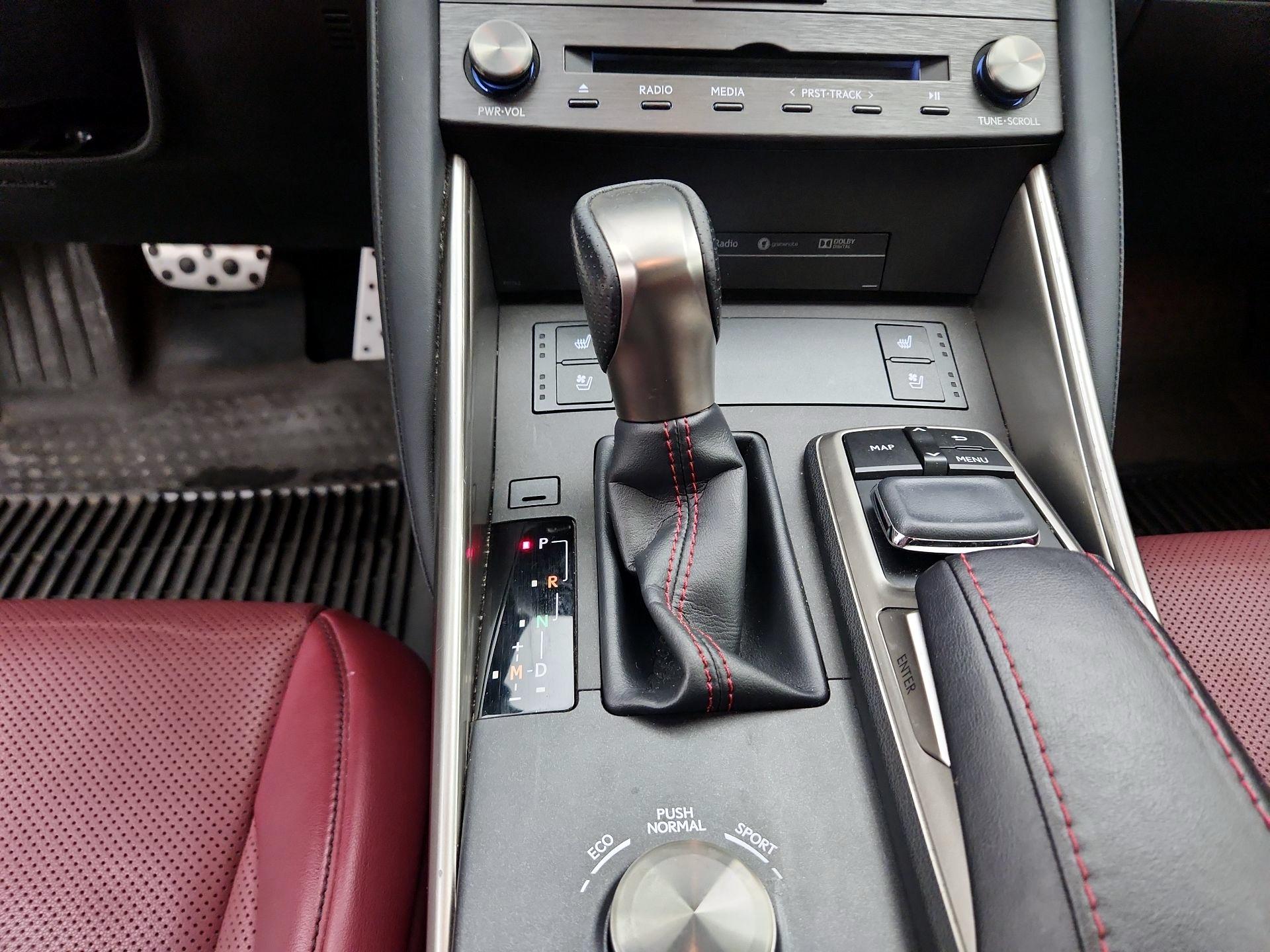 Thumbnail: 2019 Lexus IS - 18