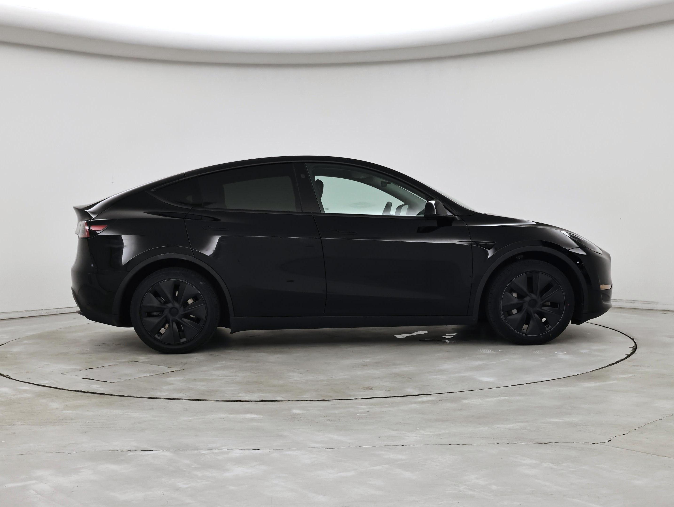 Thumbnail: 2024 Tesla Model Y - 7