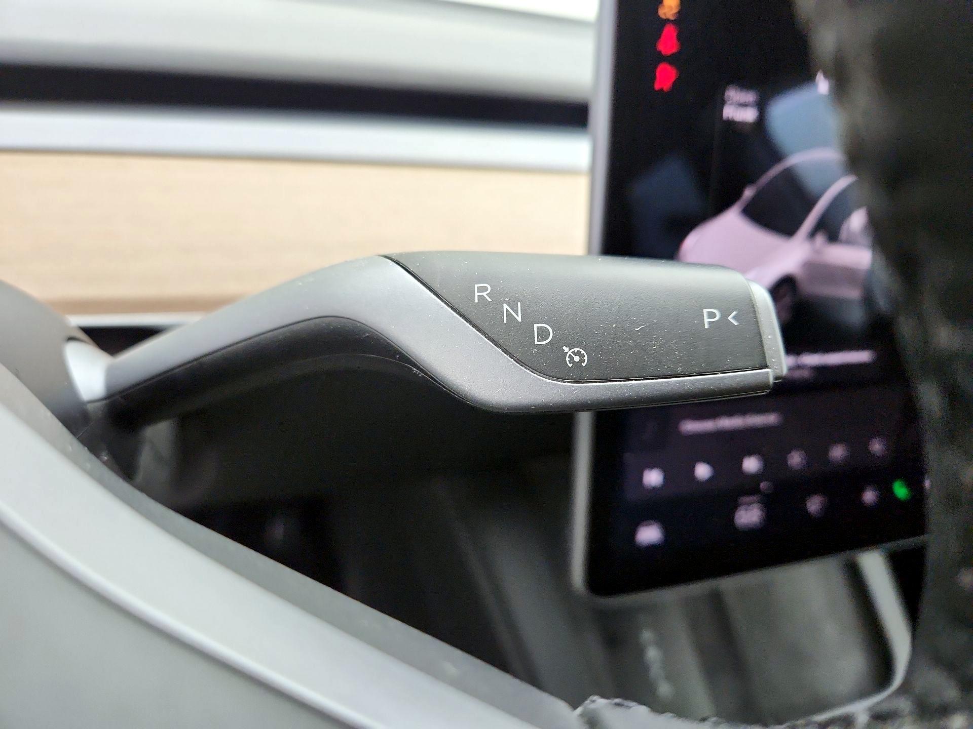 Thumbnail: 2022 Tesla Model Y - 17