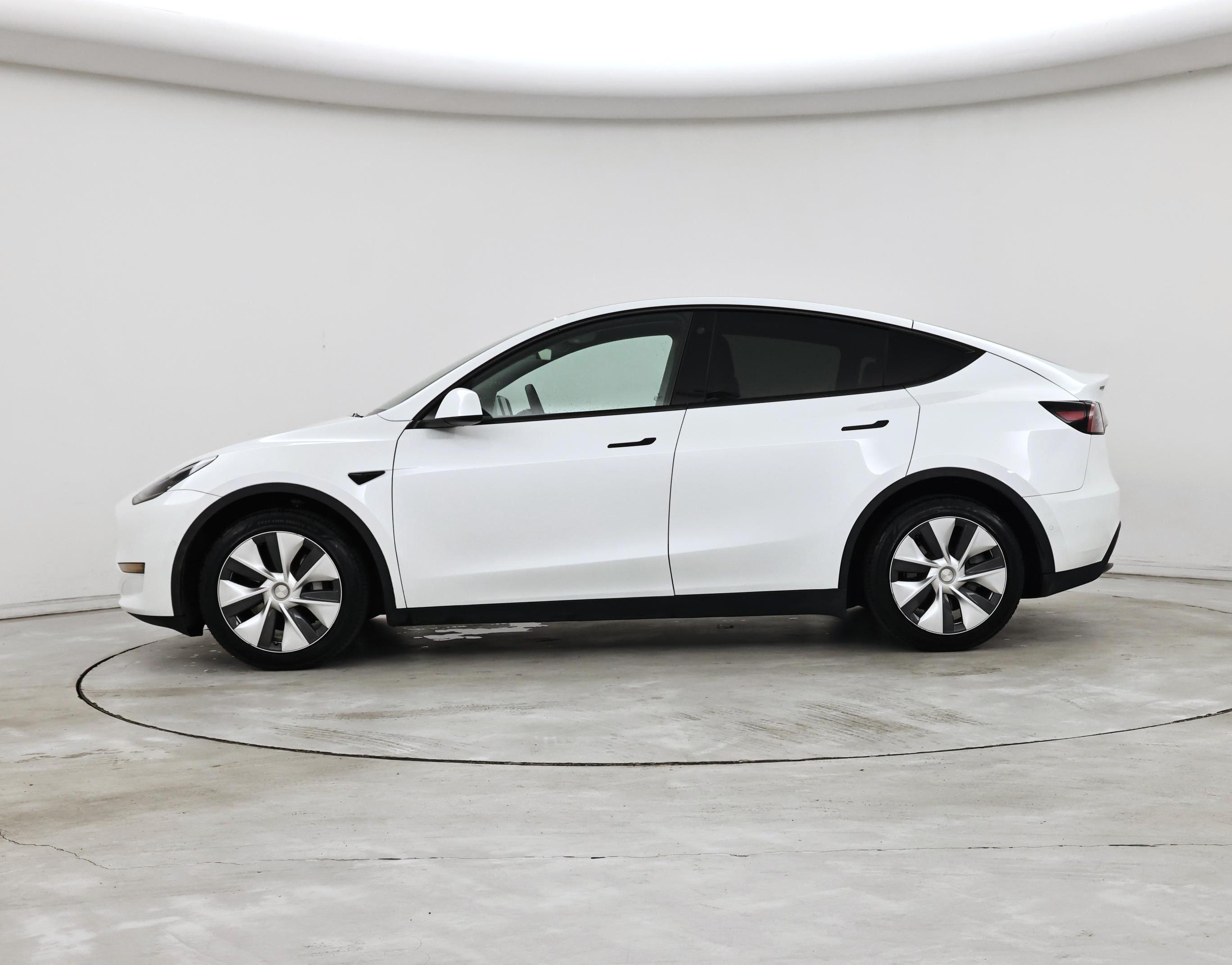 Thumbnail: 2022 Tesla Model Y - 3