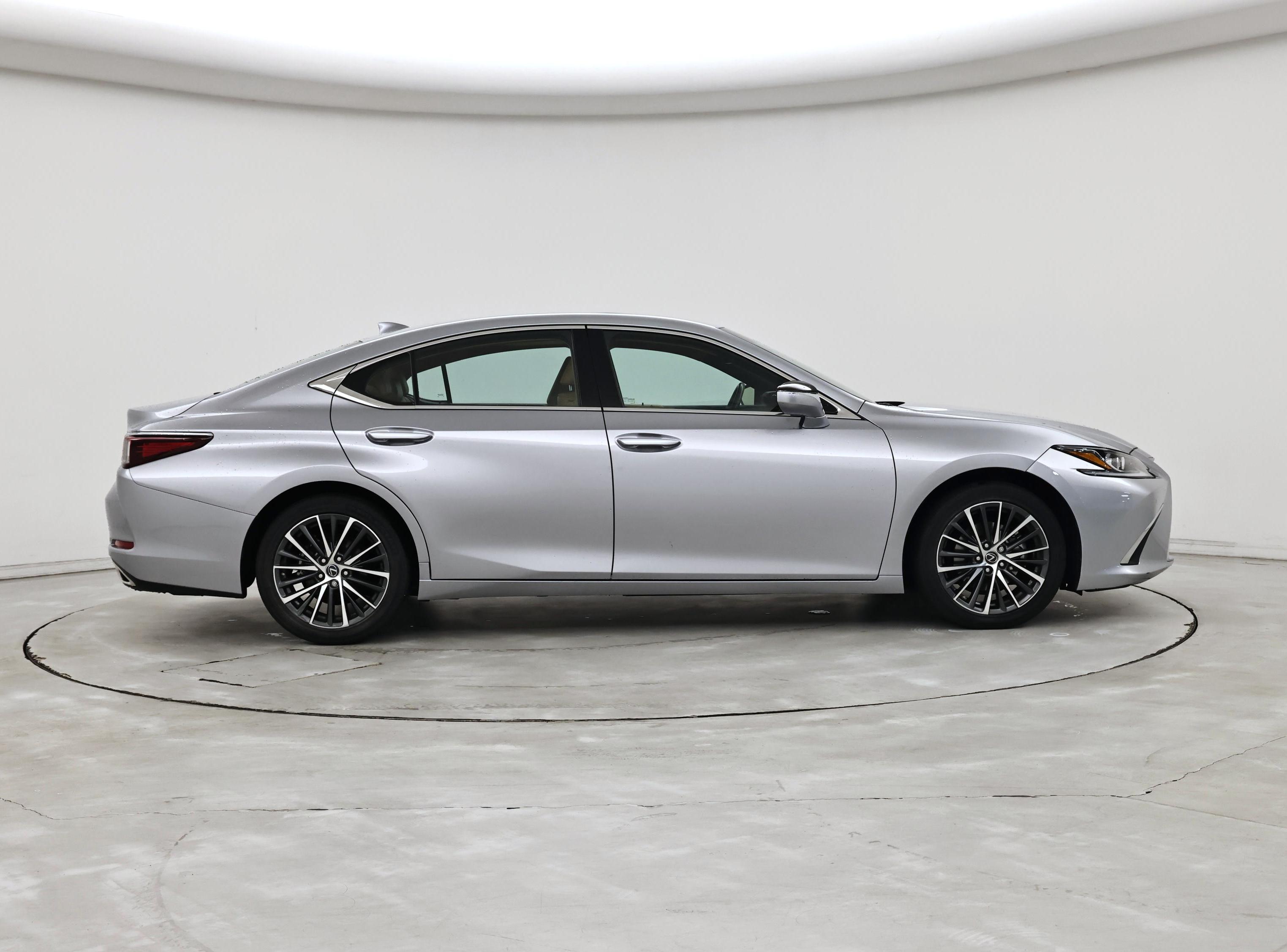Thumbnail: 2023 Lexus ES - 7