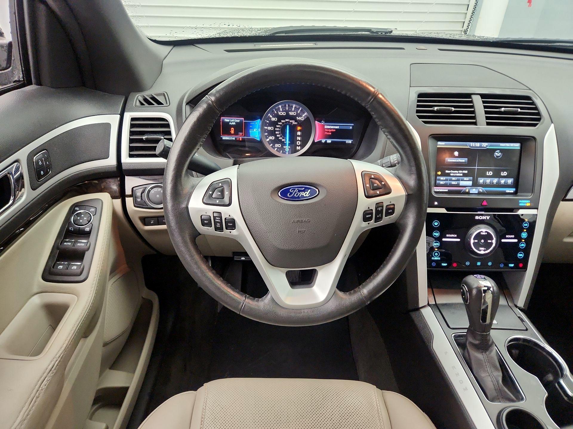 Thumbnail: 2015 Ford Explorer - 10