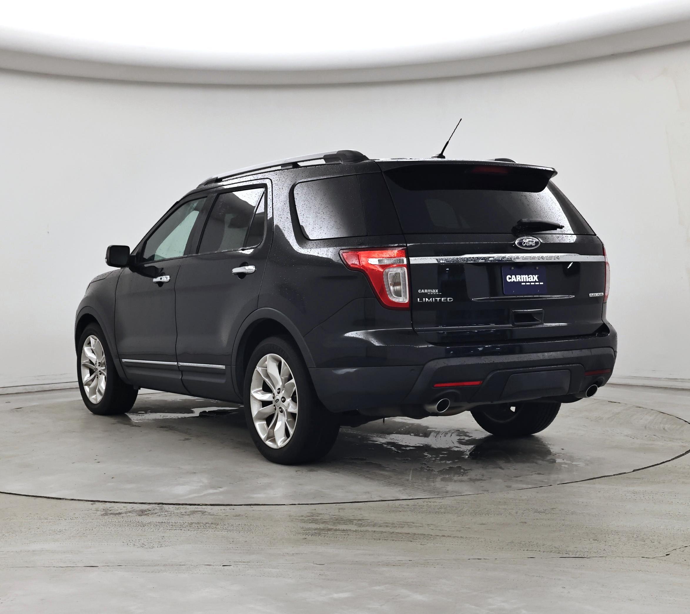 Thumbnail: 2015 Ford Explorer - 2
