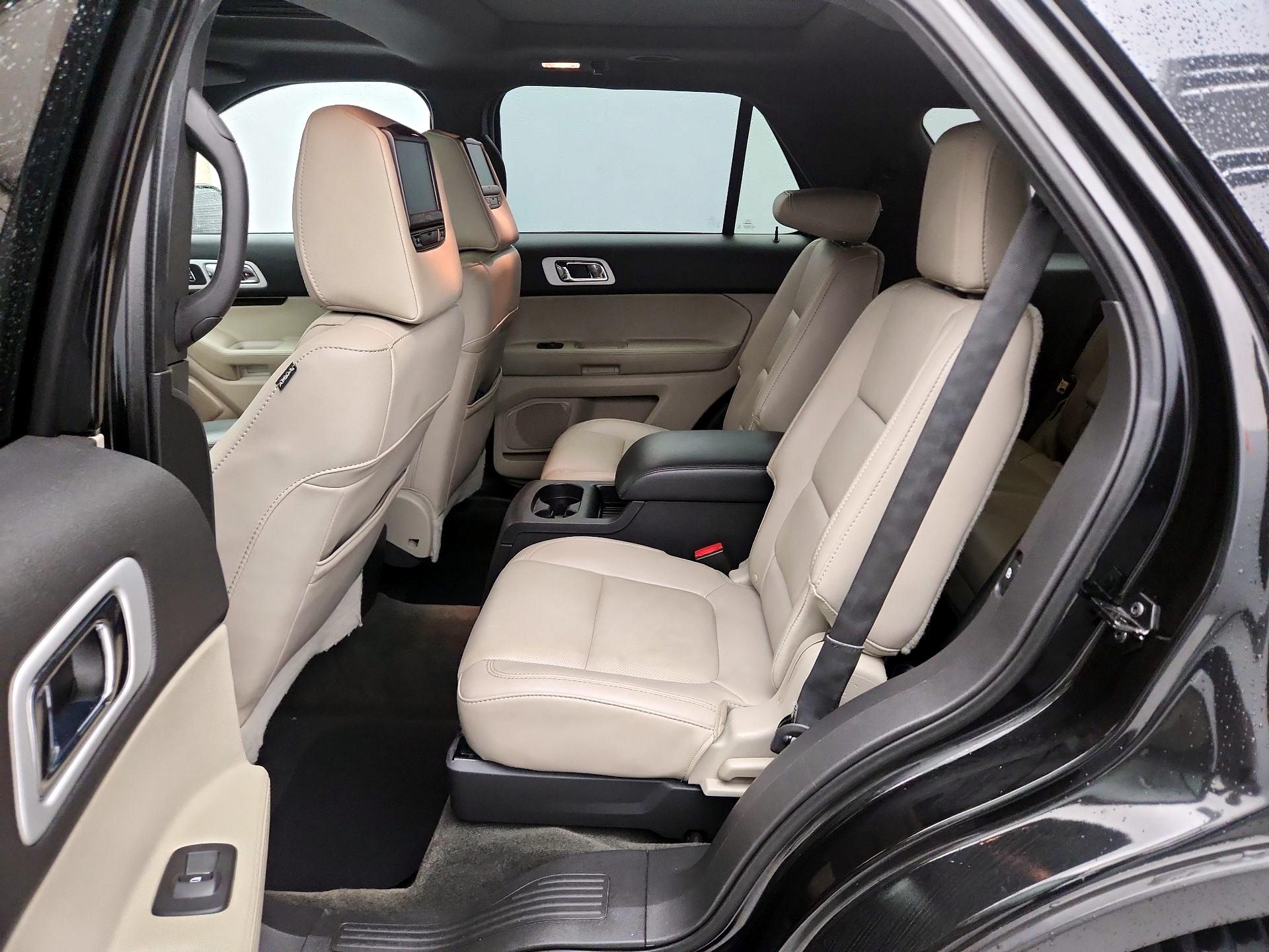 Thumbnail: 2015 Ford Explorer - 20