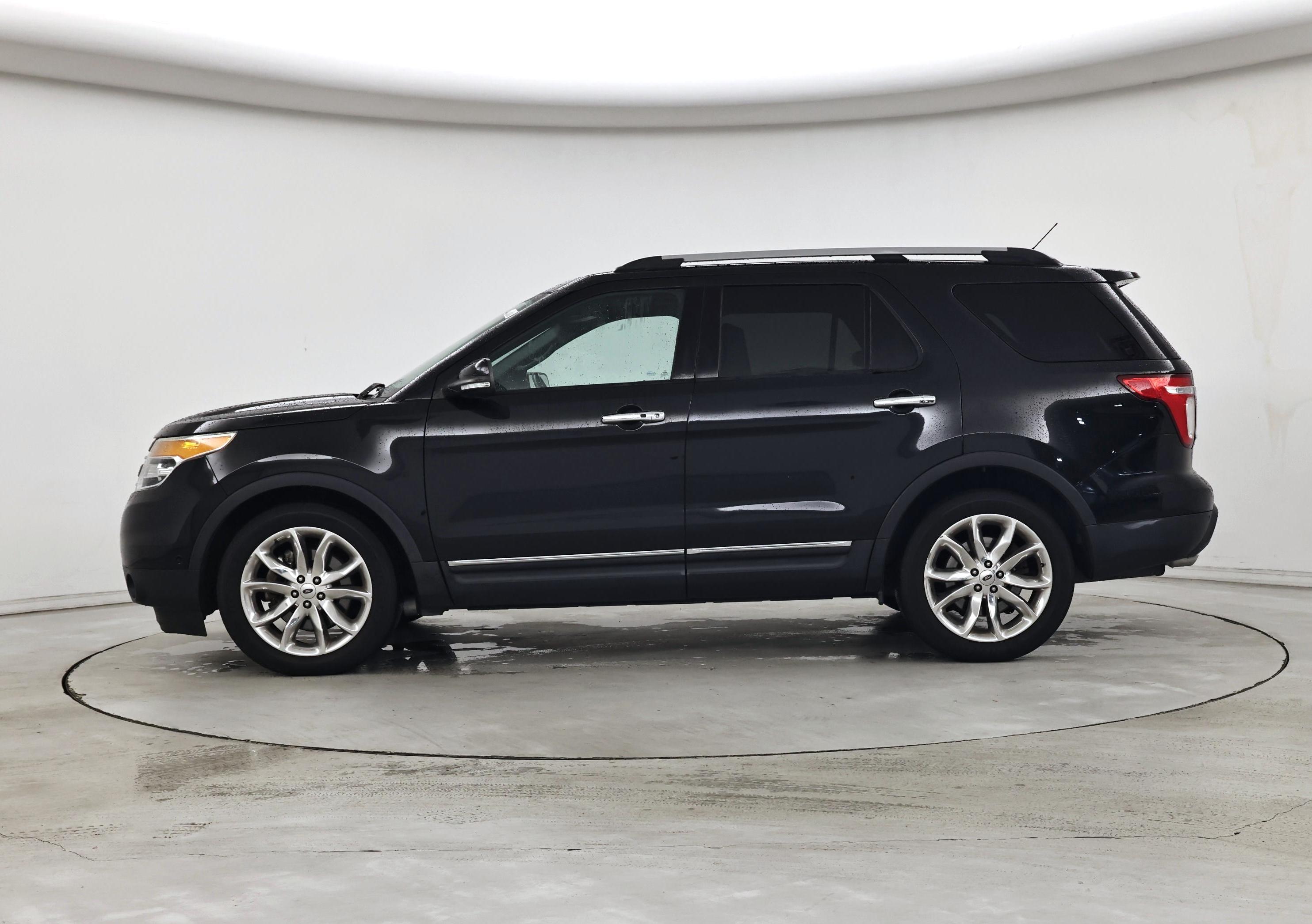 Thumbnail: 2015 Ford Explorer - 3