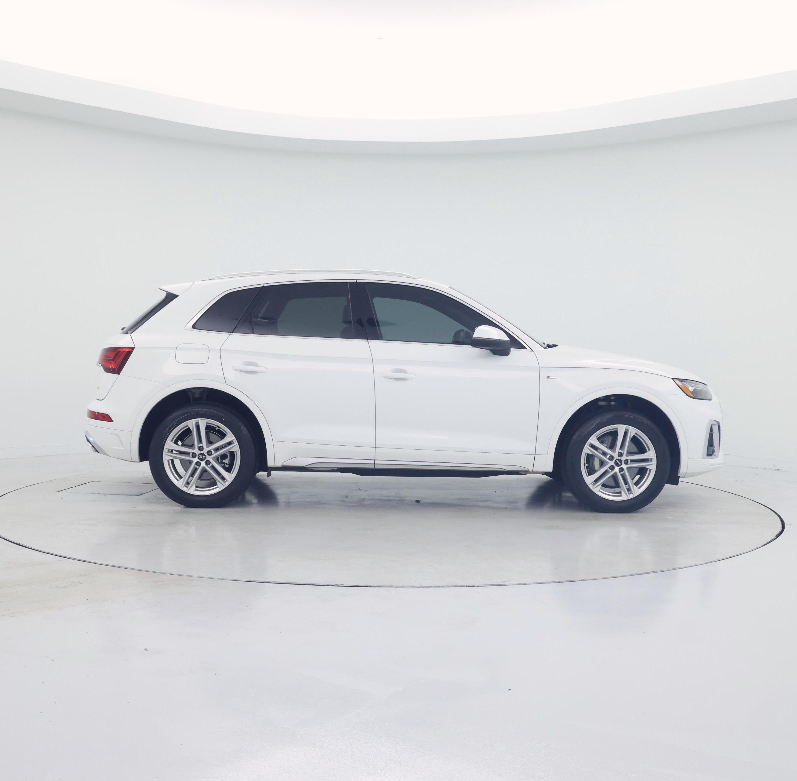 Thumbnail: 2024 Audi Q5 - 7