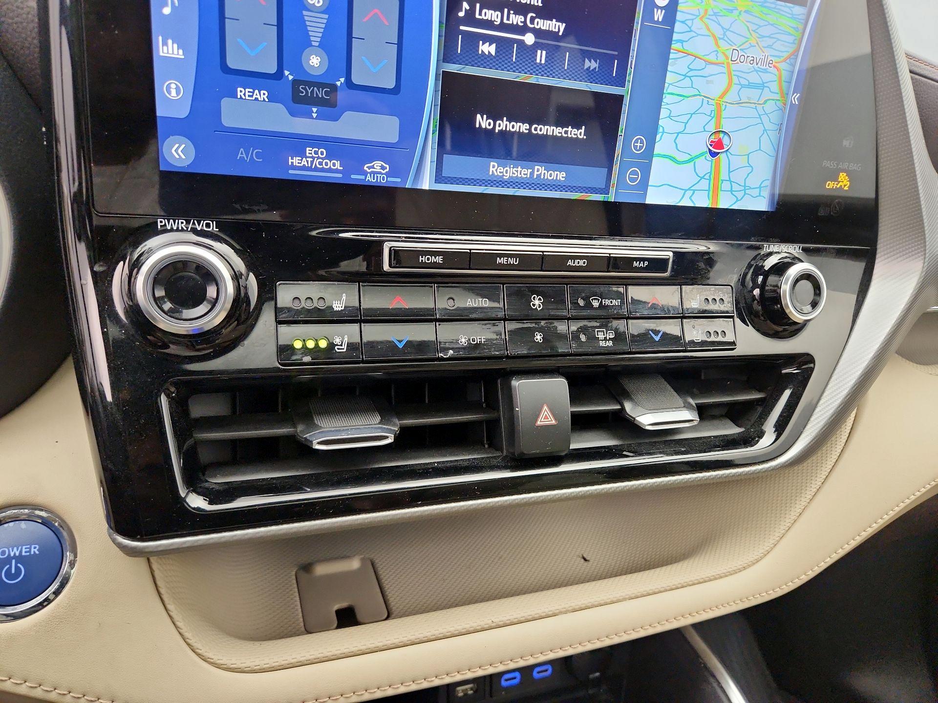 Thumbnail: 2022 Toyota Highlander - 17