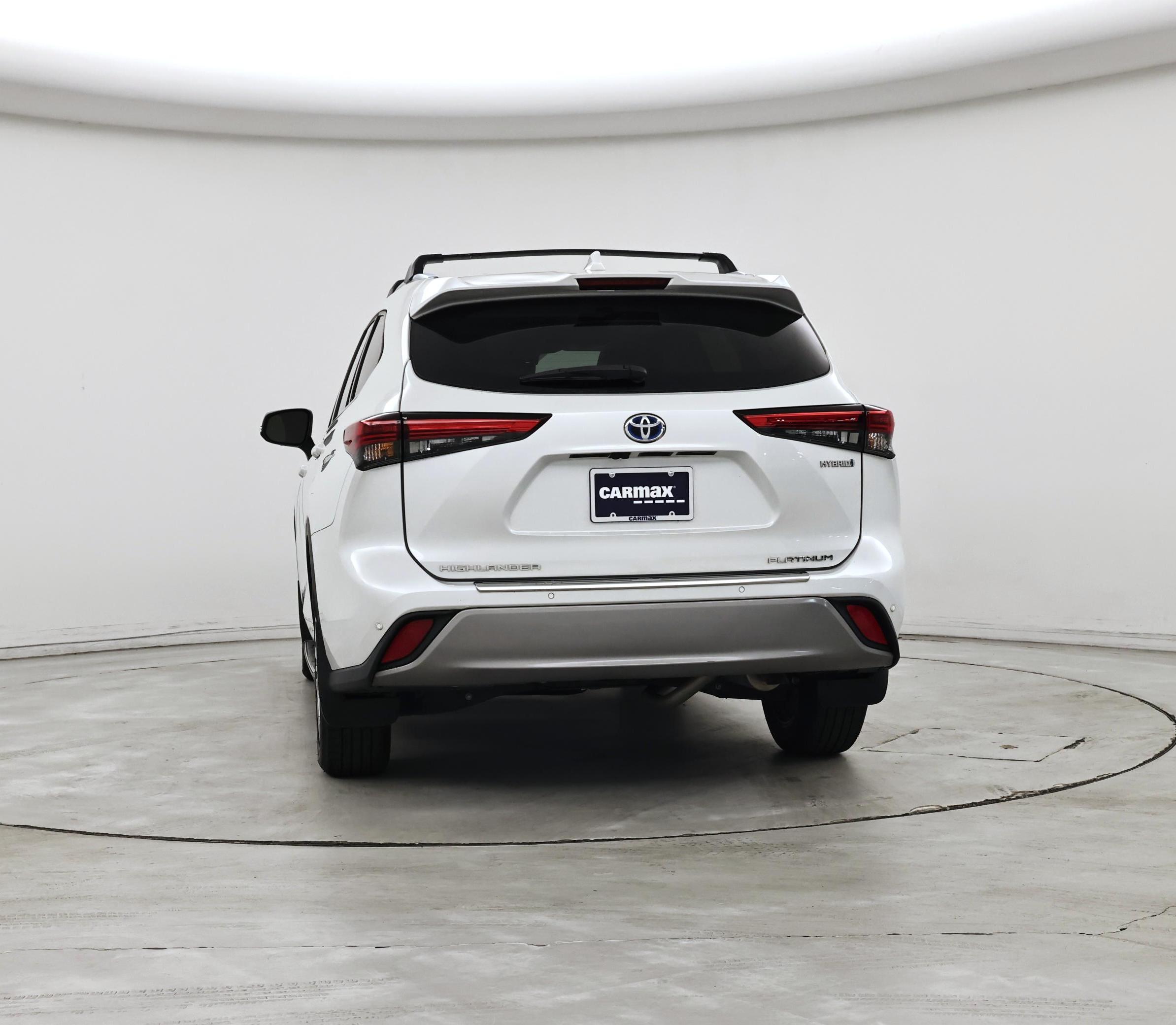 Thumbnail: 2022 Toyota Highlander - 6