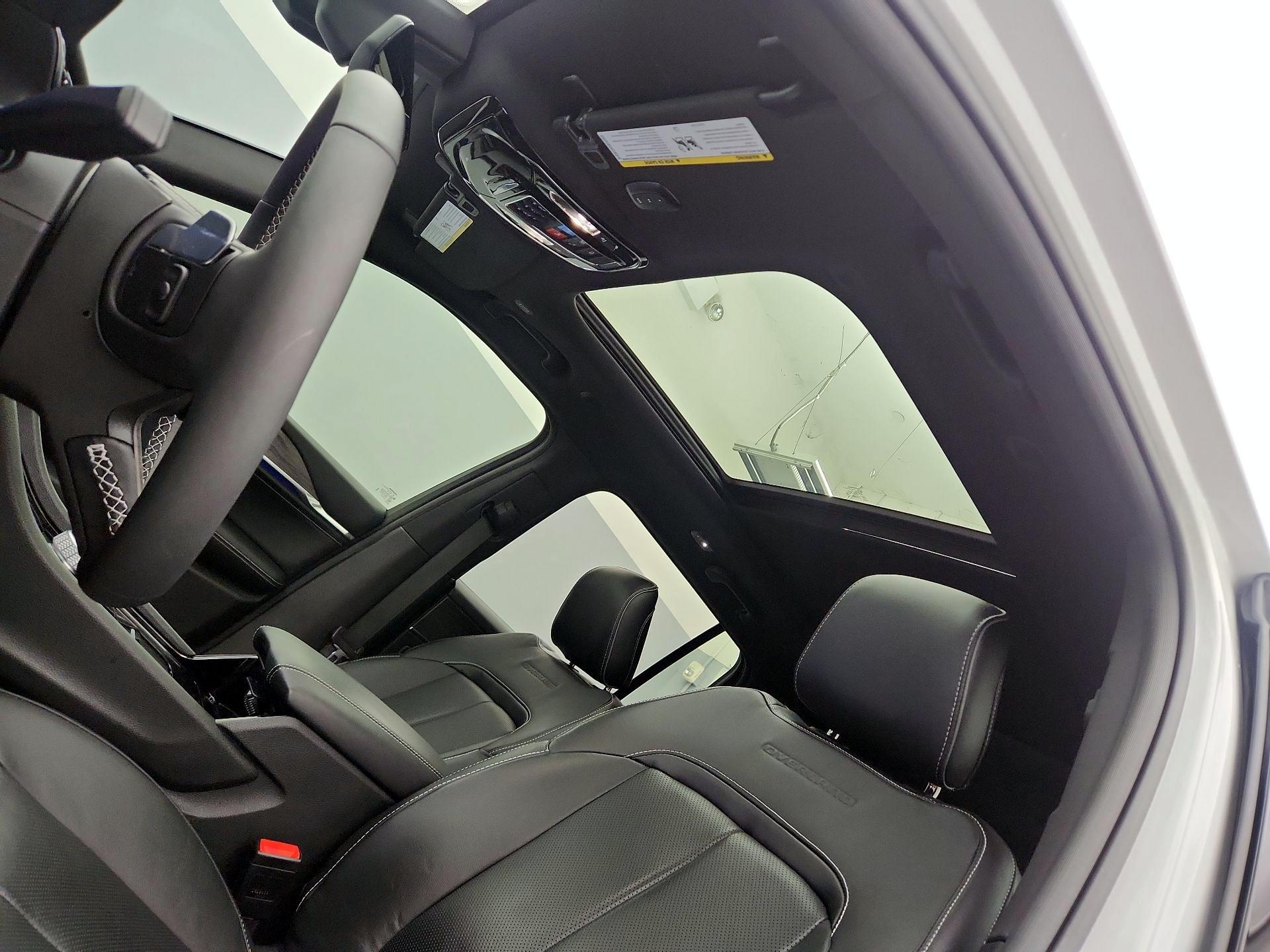 Thumbnail: 2024 Jeep Grand Cherokee - 19