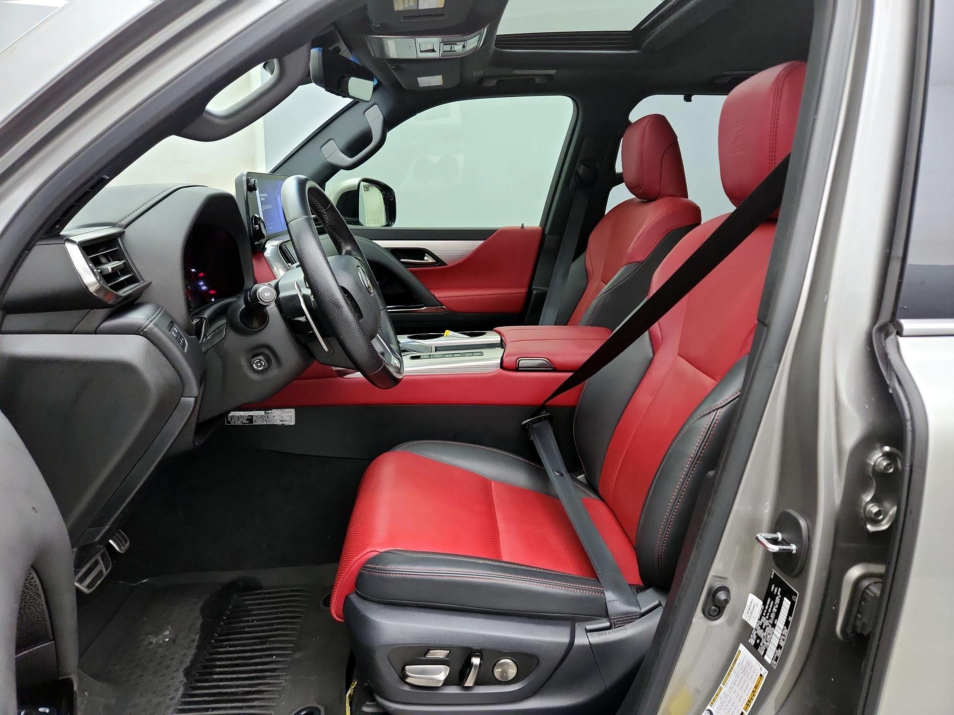 Thumbnail: 2024 Lexus LX - 11