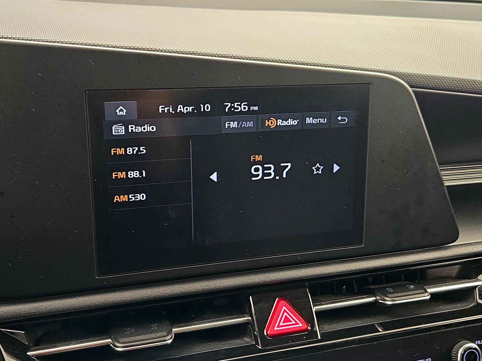 Thumbnail: 2023 Kia Niro - 15