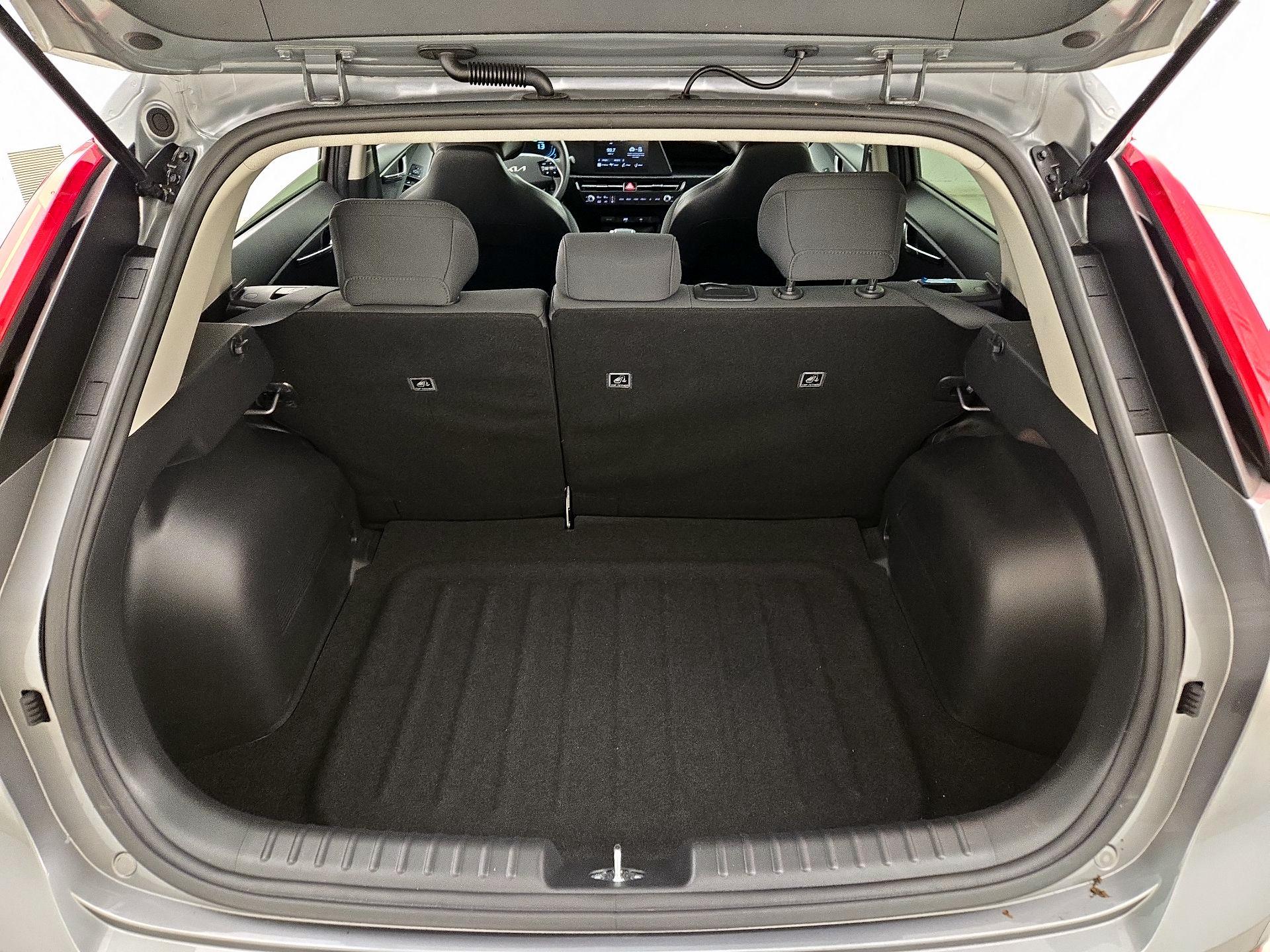 Thumbnail: 2023 Kia Niro - 20