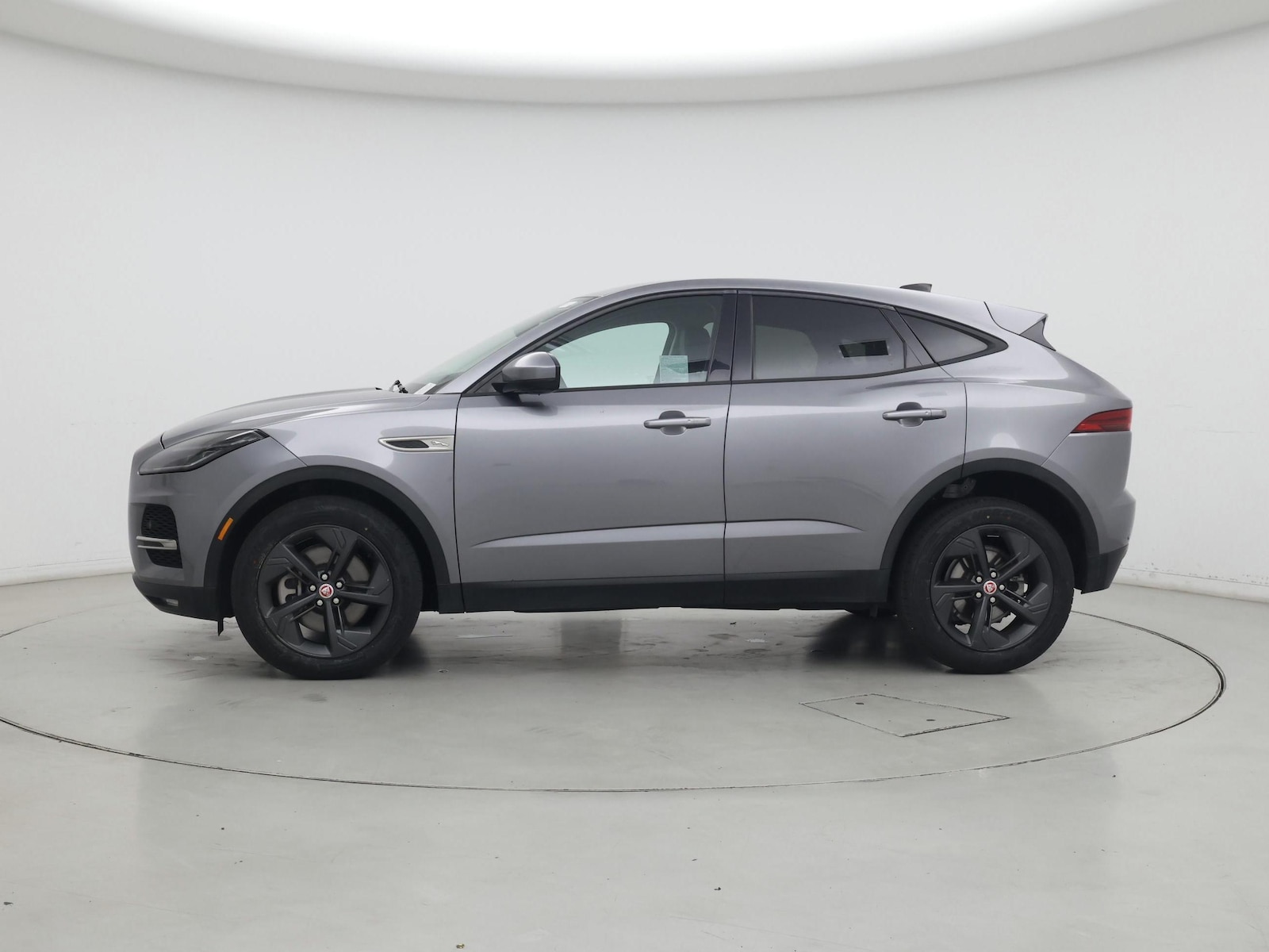 2023 Jaguar E-PACE SE - Photo 4
