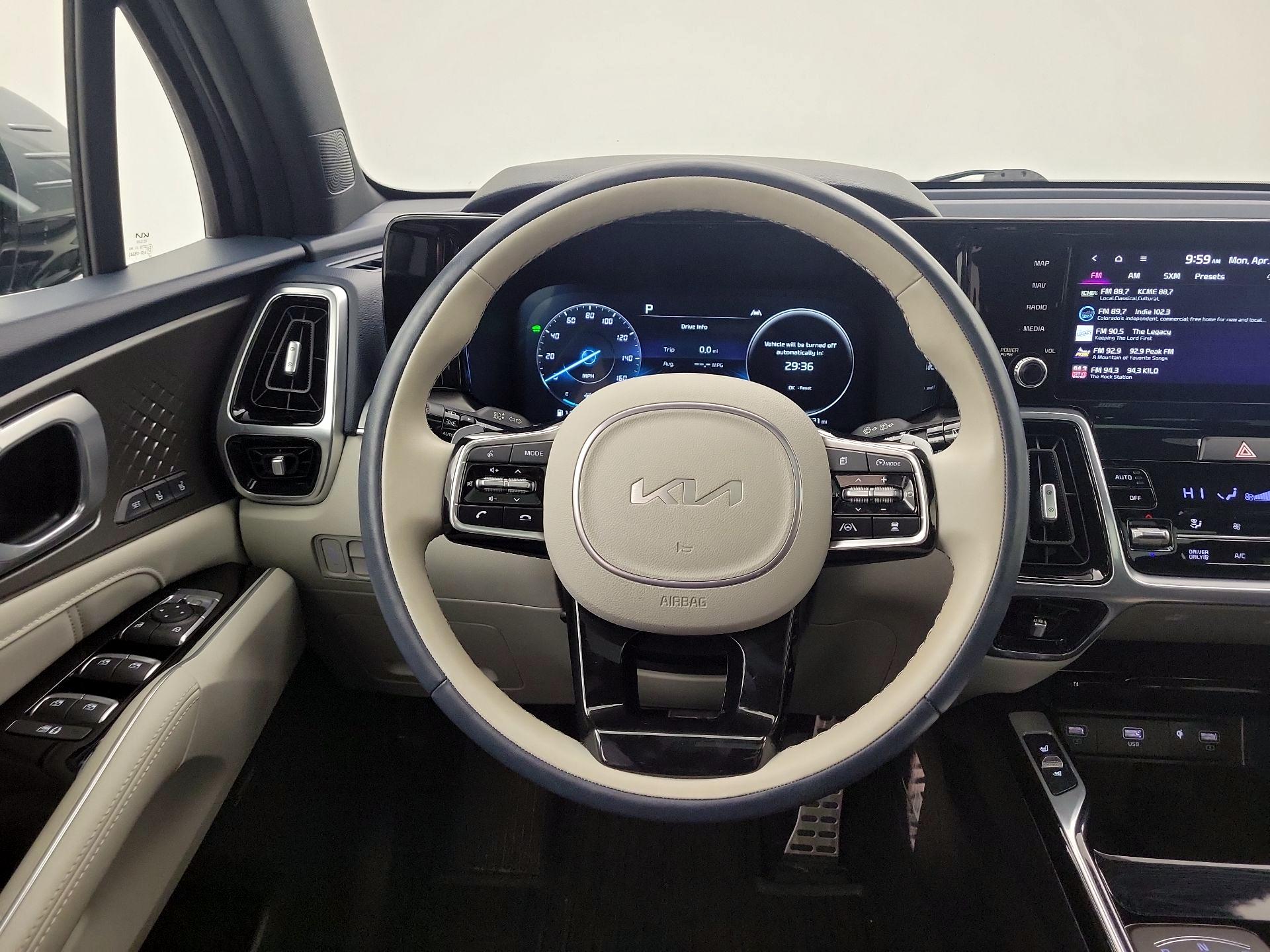 Thumbnail: 2023 Kia Sorento - 10
