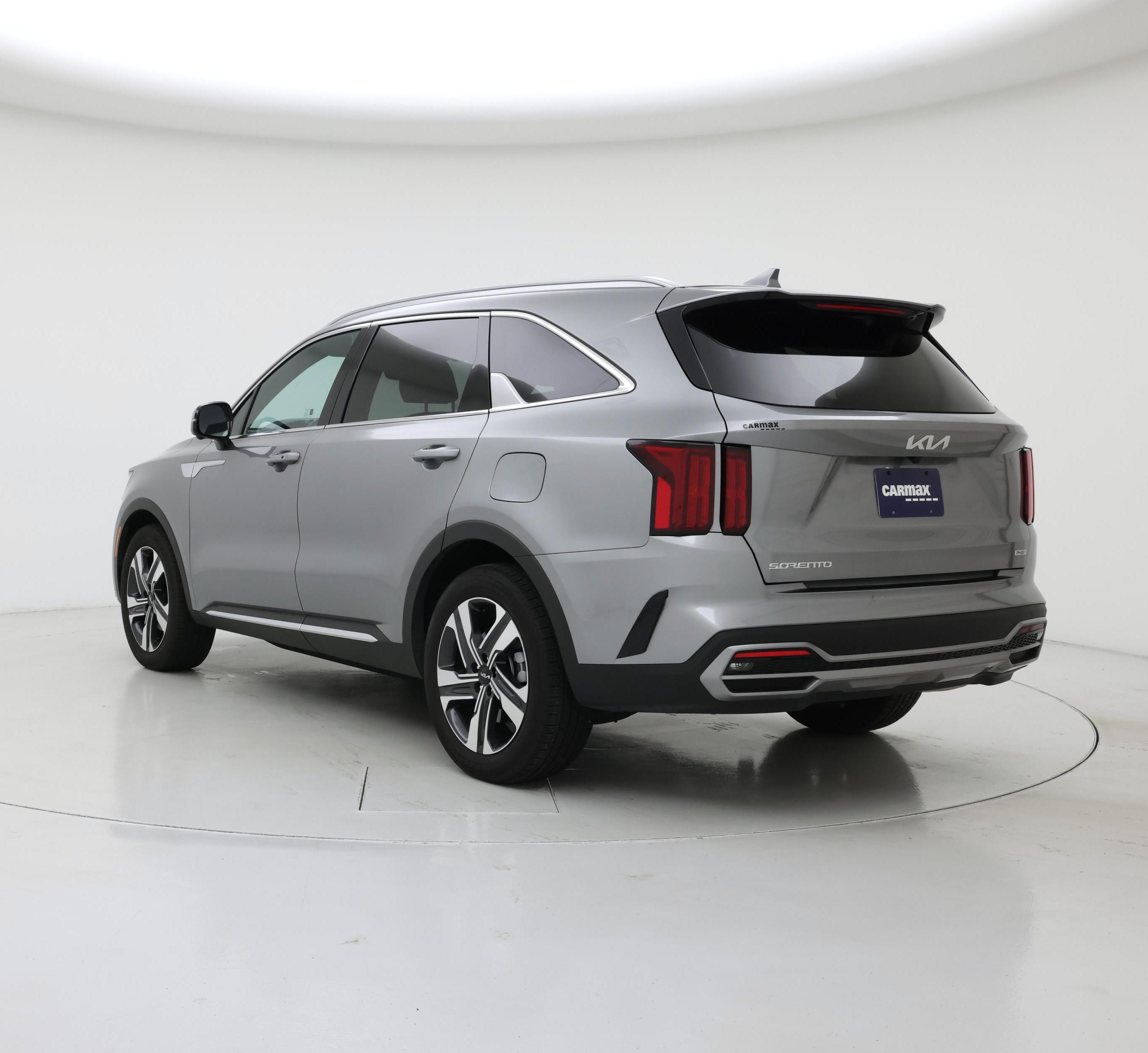 Thumbnail: 2023 Kia Sorento - 2