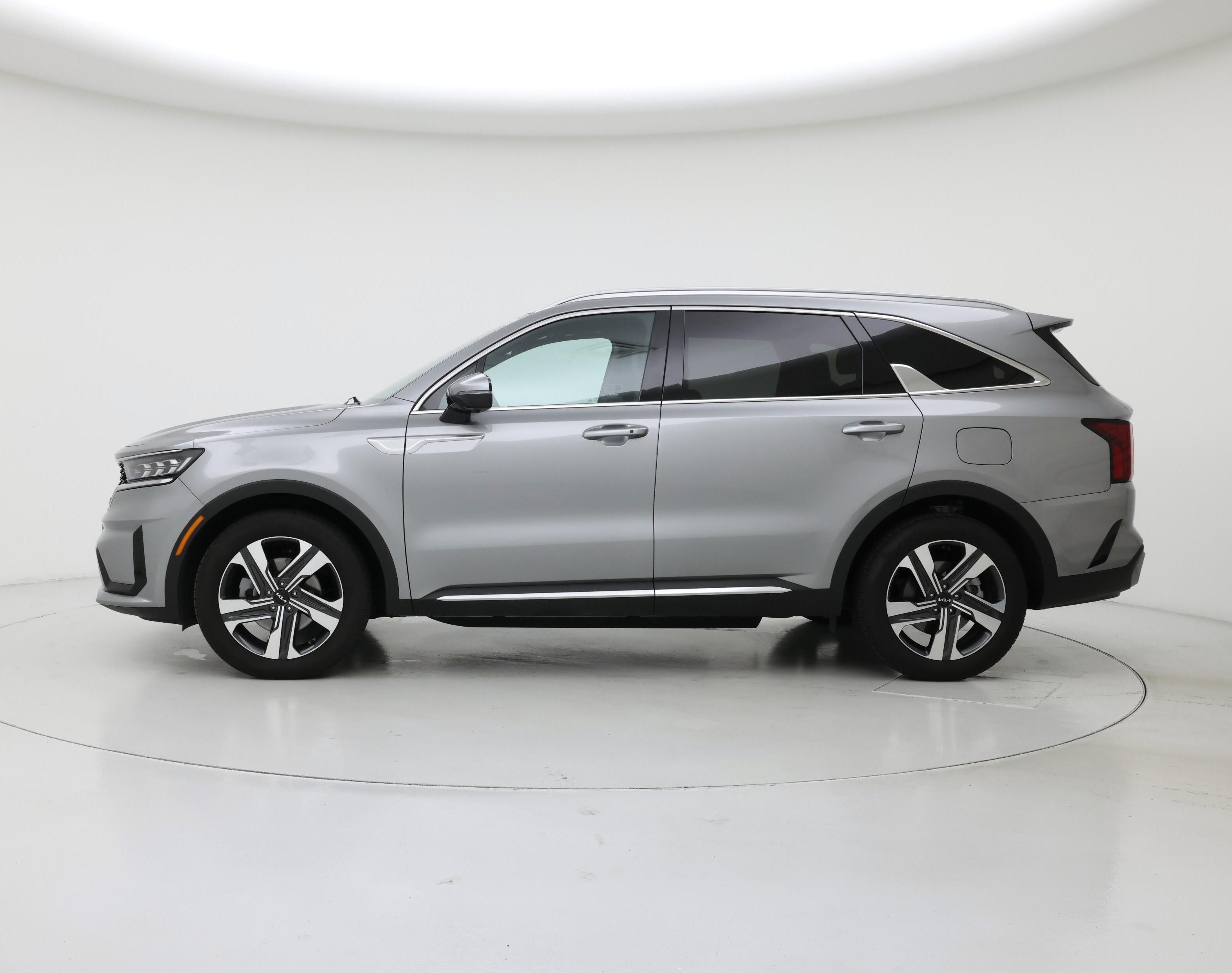 Thumbnail: 2023 Kia Sorento - 3