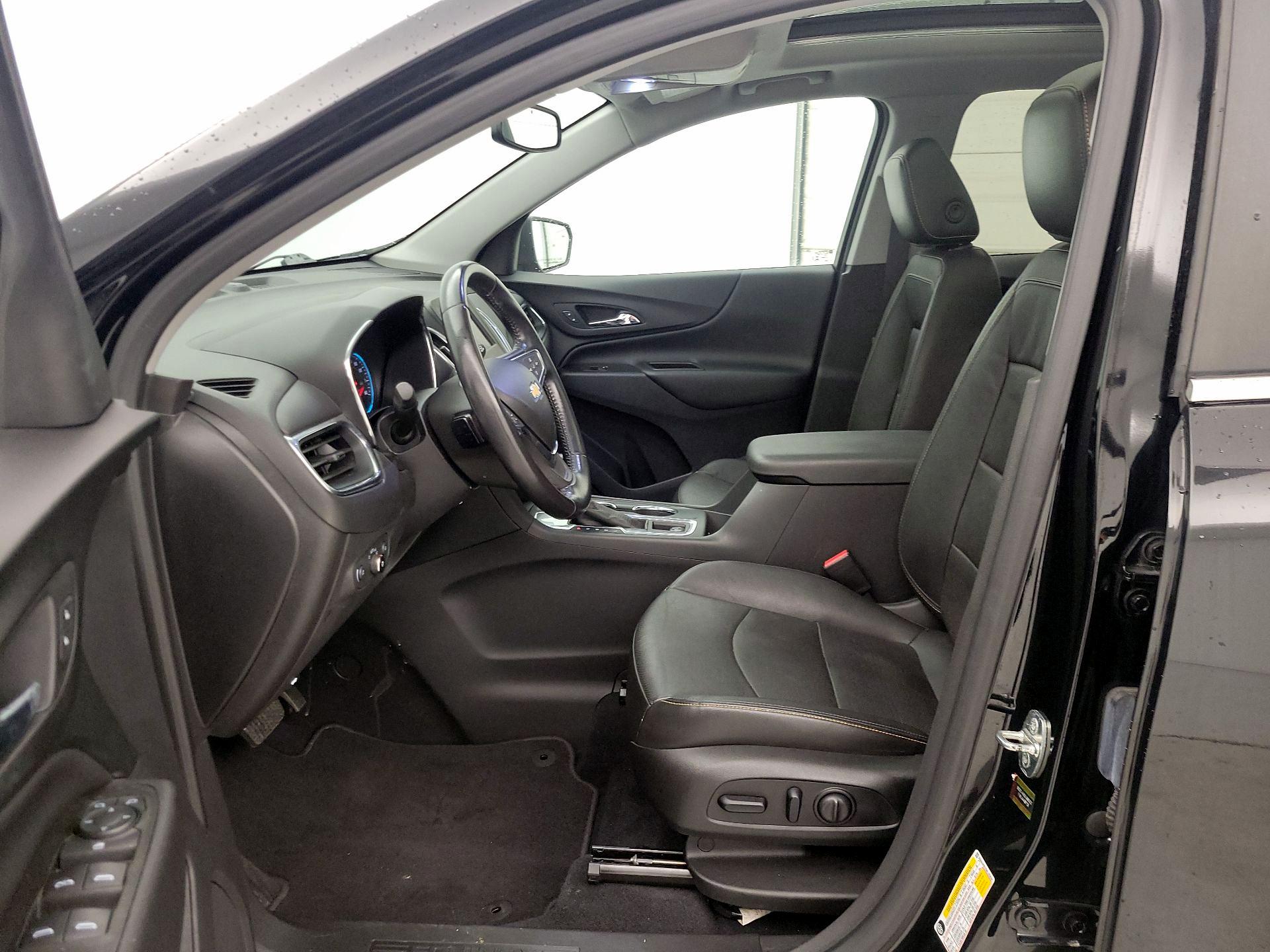 Thumbnail: 2021 Chevrolet Equinox - 11
