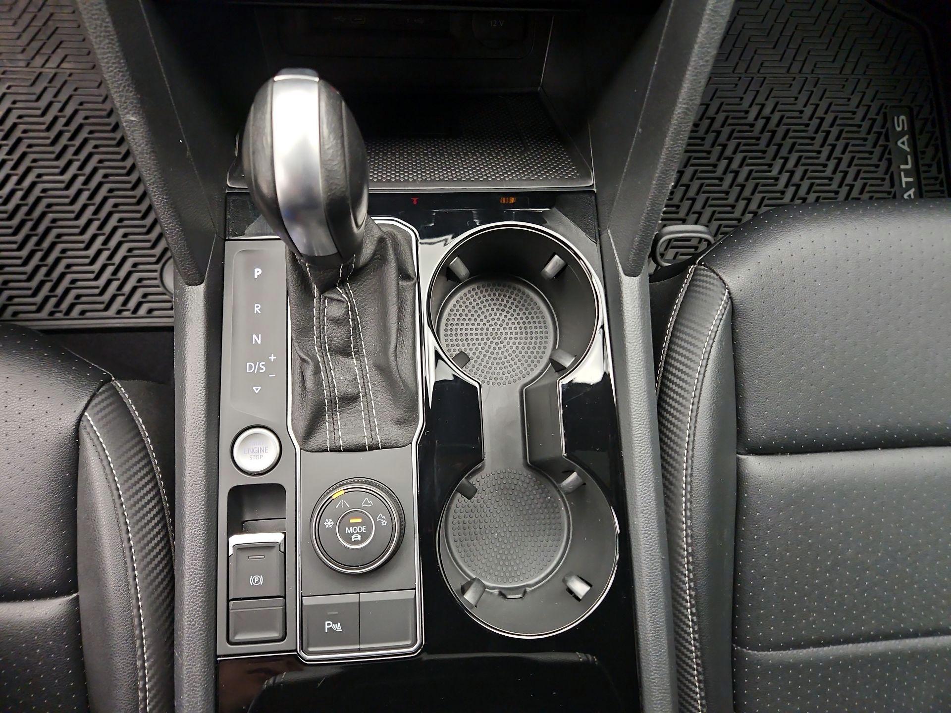 Thumbnail: 2023 Volkswagen Atlas - 15