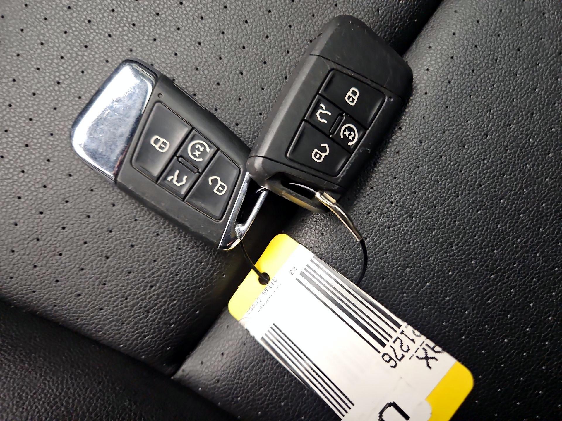 Thumbnail: 2023 Volkswagen Atlas - 20