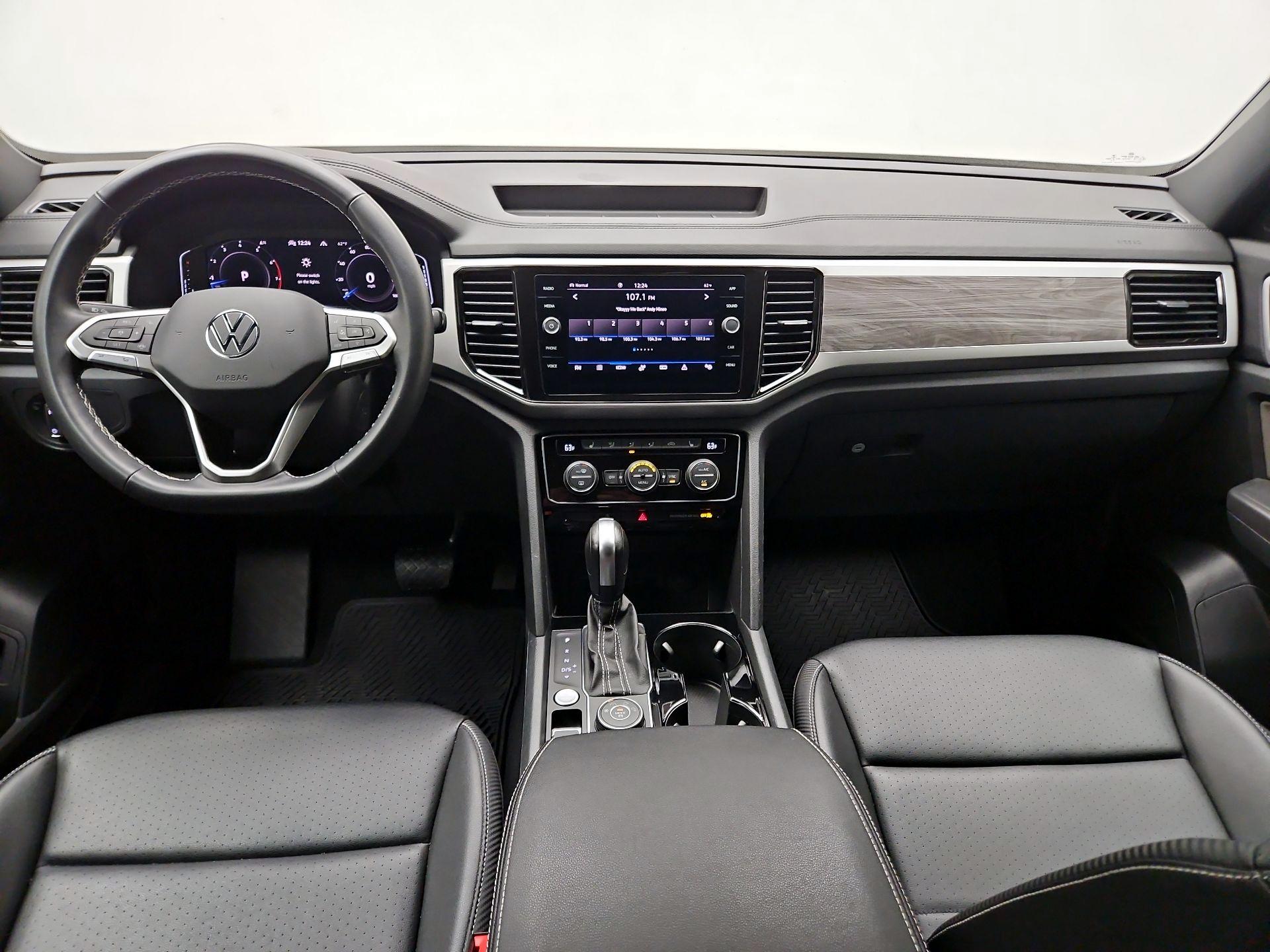 Thumbnail: 2023 Volkswagen Atlas - 8