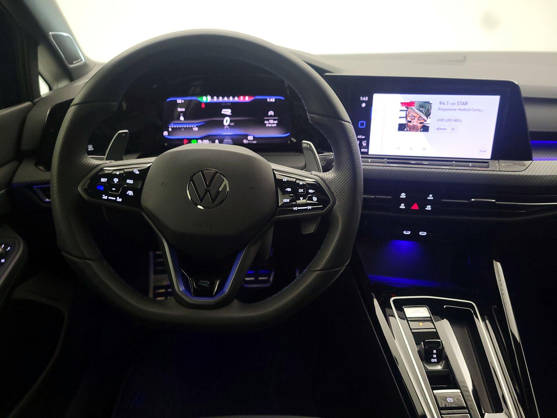 Thumbnail: 2024 Volkswagen Golf - 10