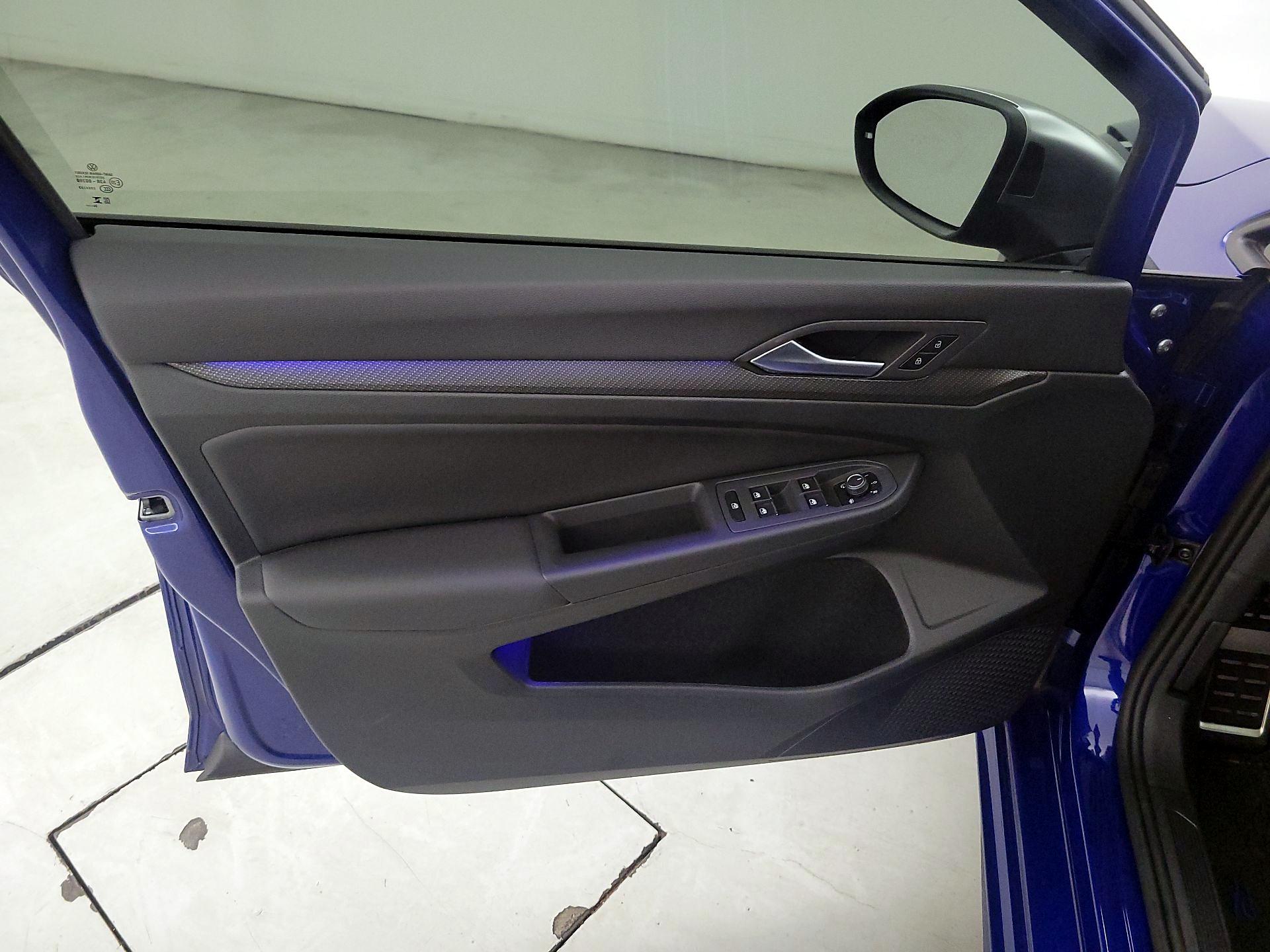 Thumbnail: 2024 Volkswagen Golf - 12