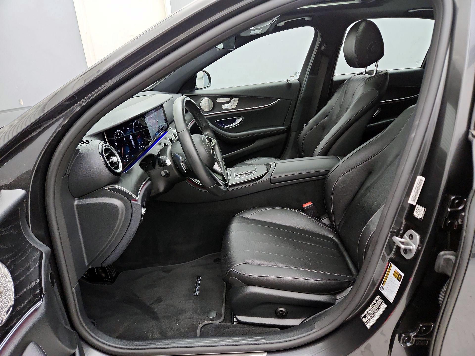 Thumbnail: 2022 Mercedes-Benz E-Class - 11