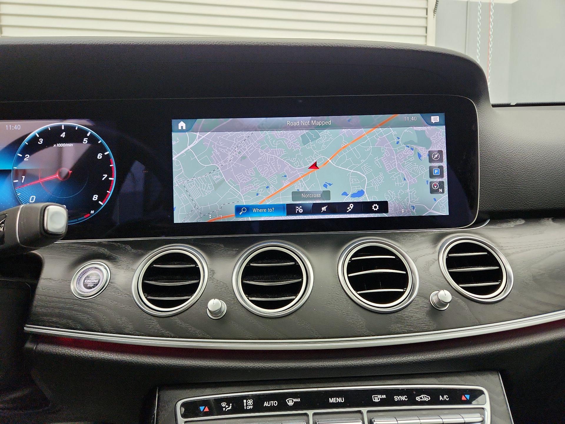 Thumbnail: 2022 Mercedes-Benz E-Class - 14