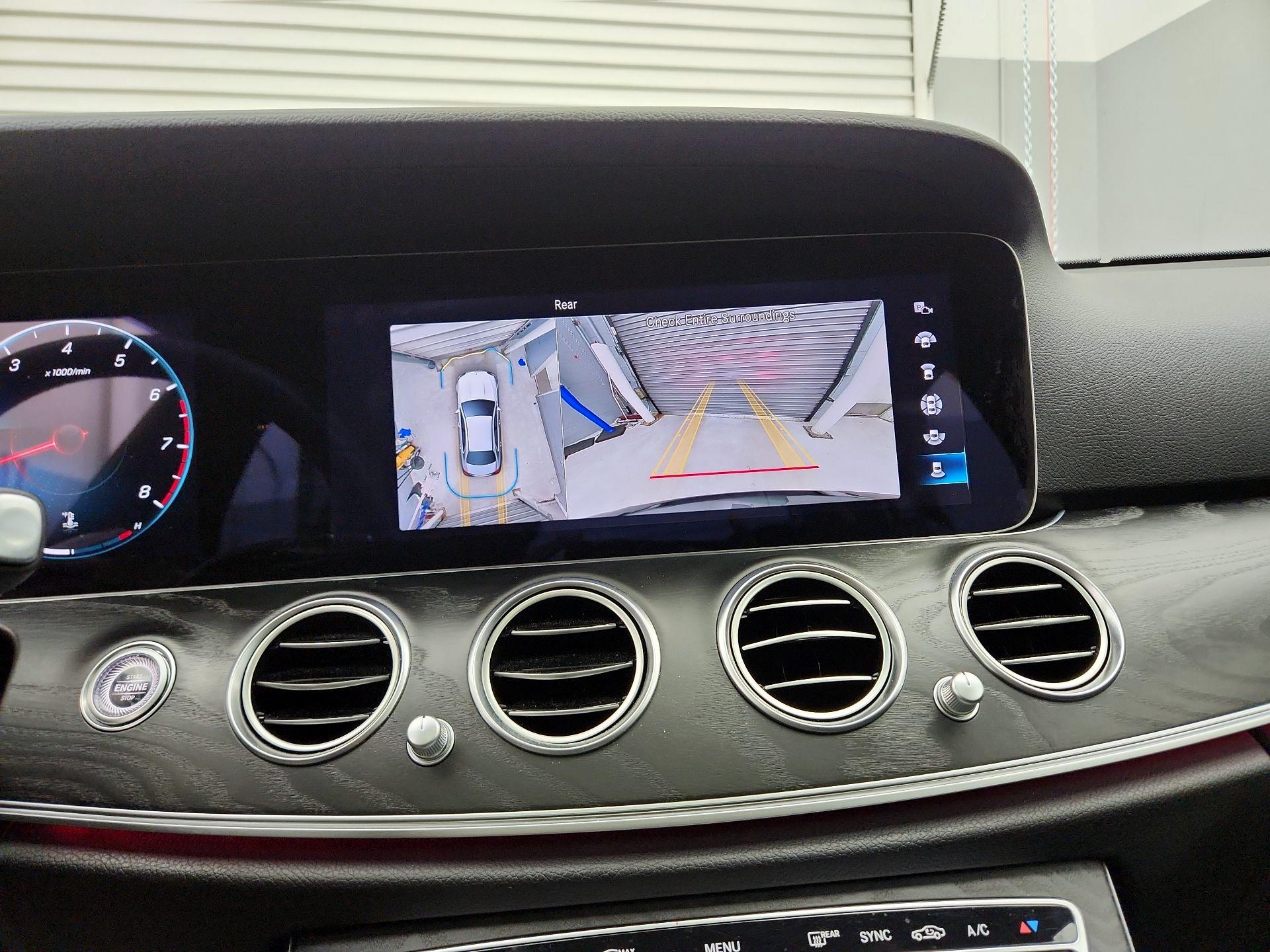 Thumbnail: 2022 Mercedes-Benz E-Class - 15