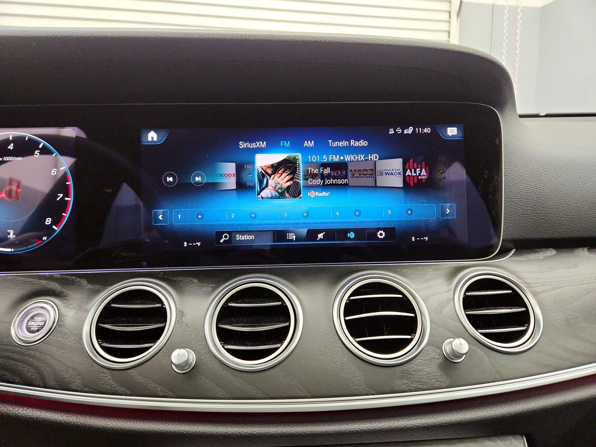 Thumbnail: 2022 Mercedes-Benz E-Class - 16