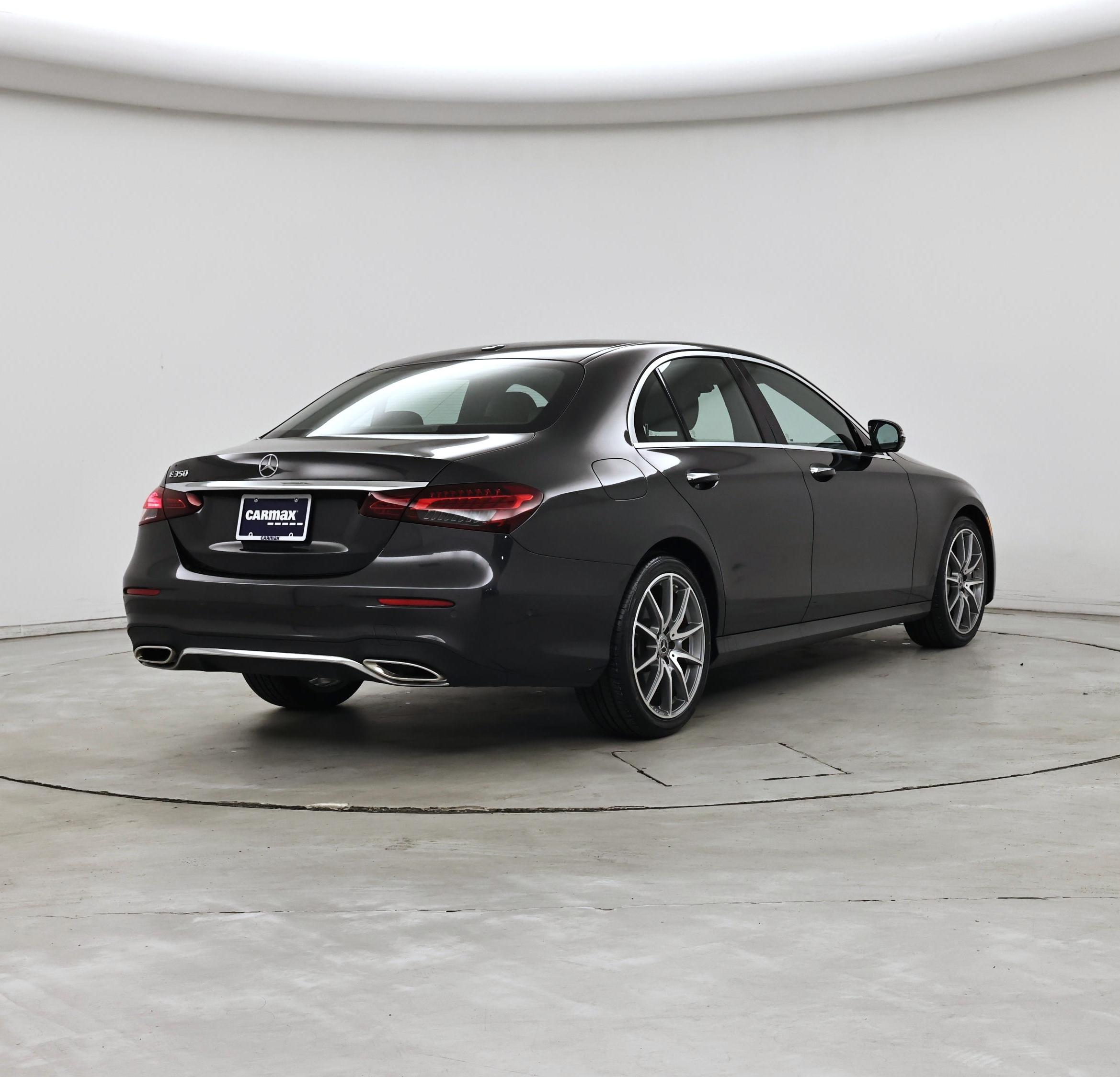 Thumbnail: 2022 Mercedes-Benz E-Class - 8