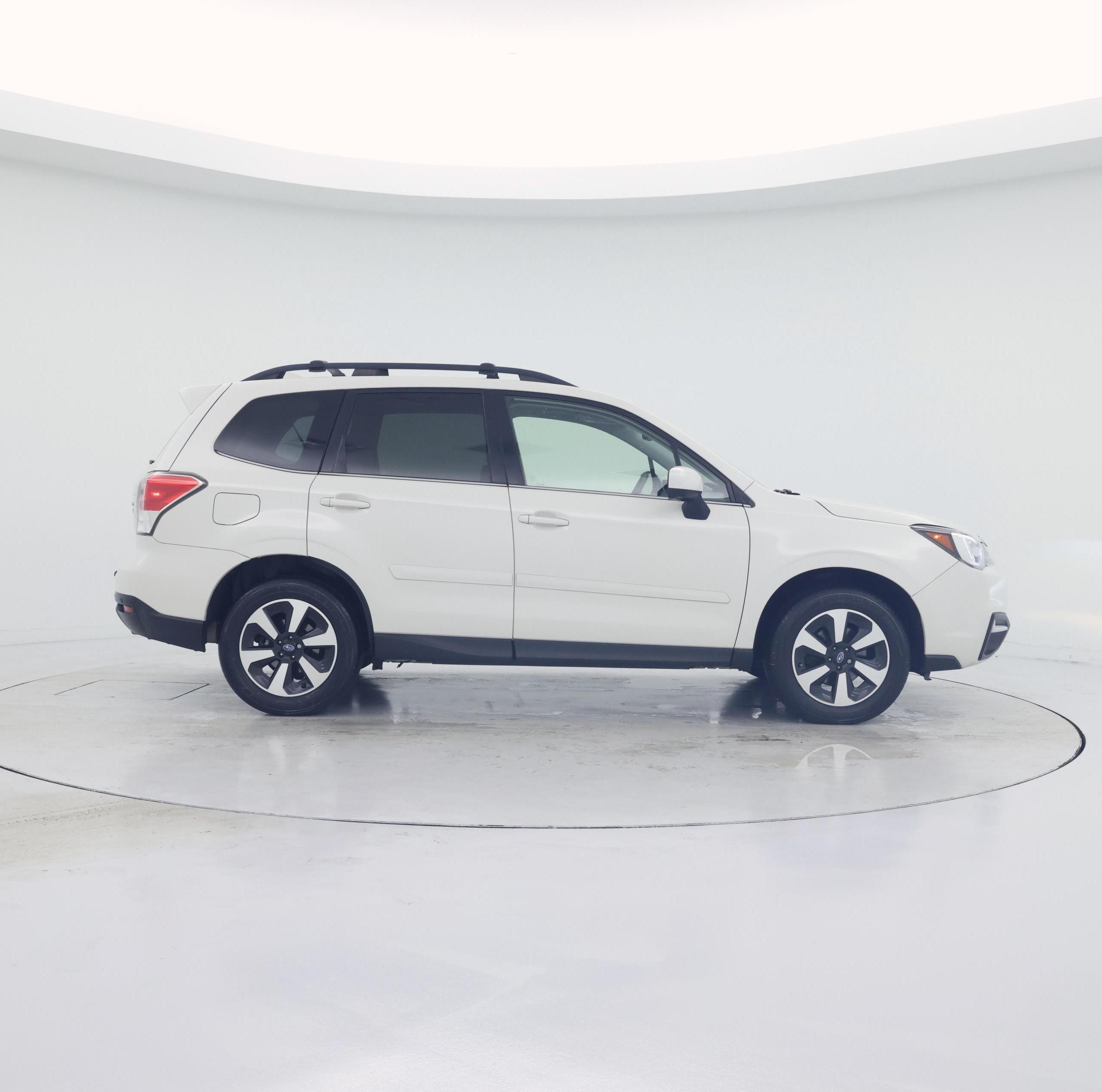 Thumbnail: 2017 Subaru Forester - 7
