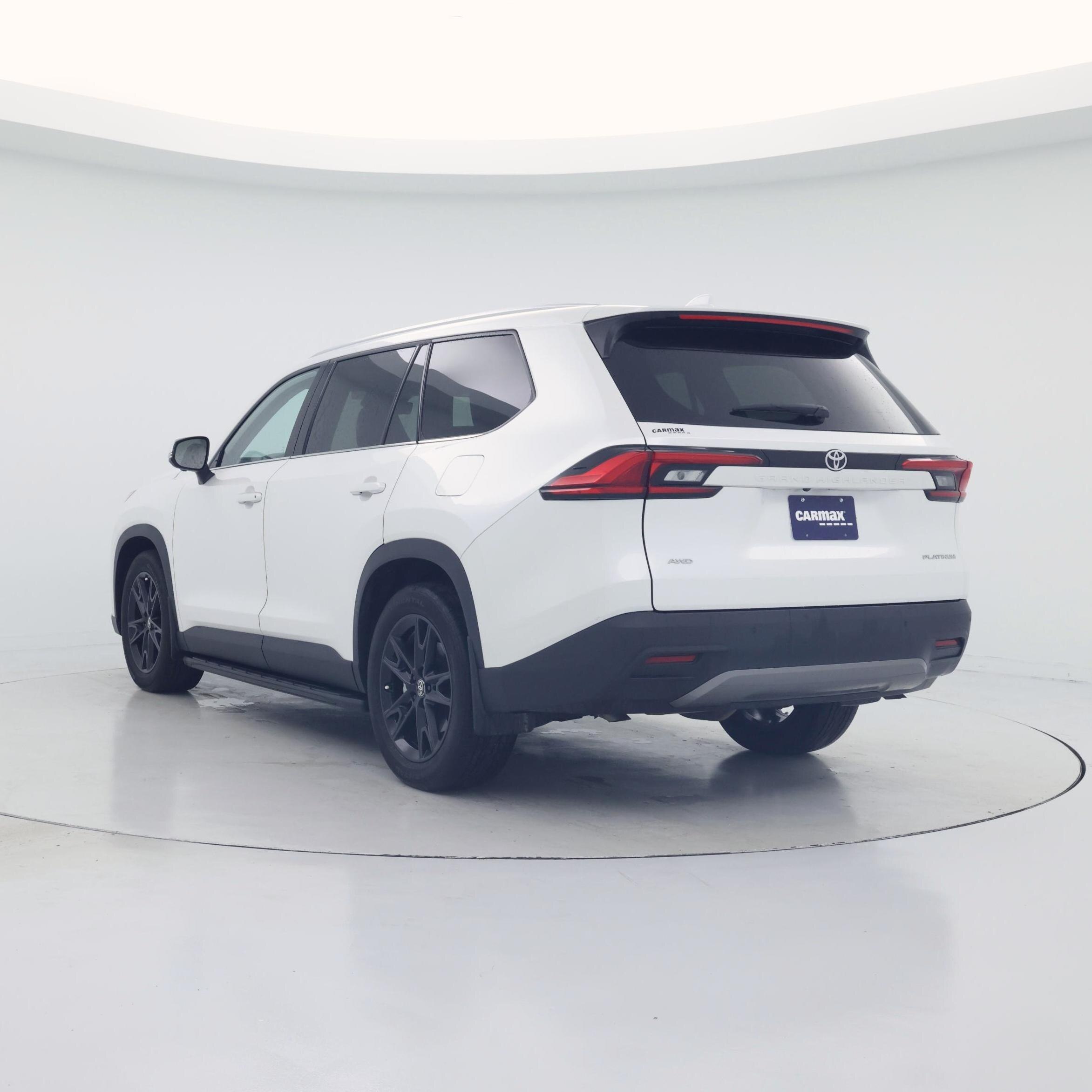 Thumbnail: 2024 Toyota Grand Highlander - 2