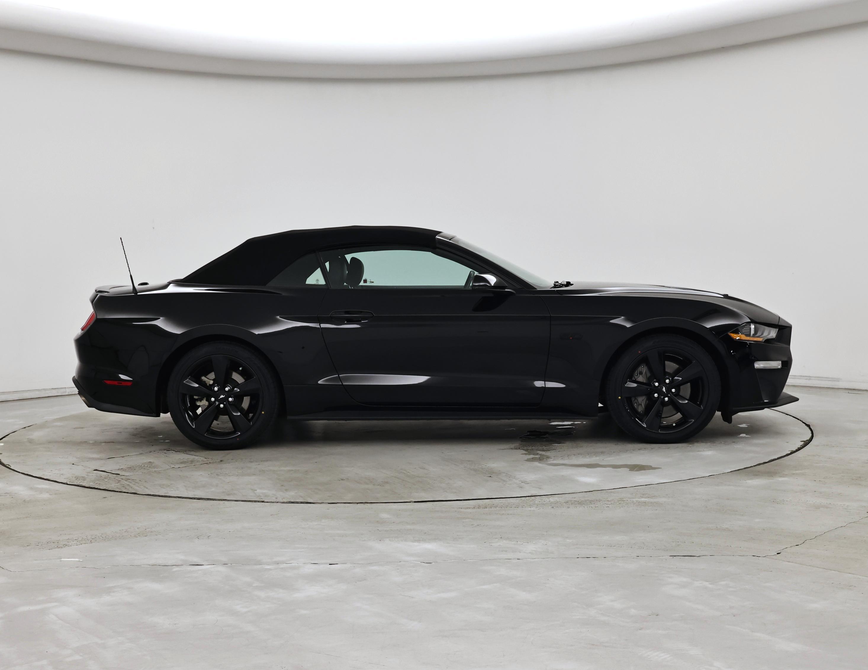 Thumbnail: 2021 Ford Mustang - 7
