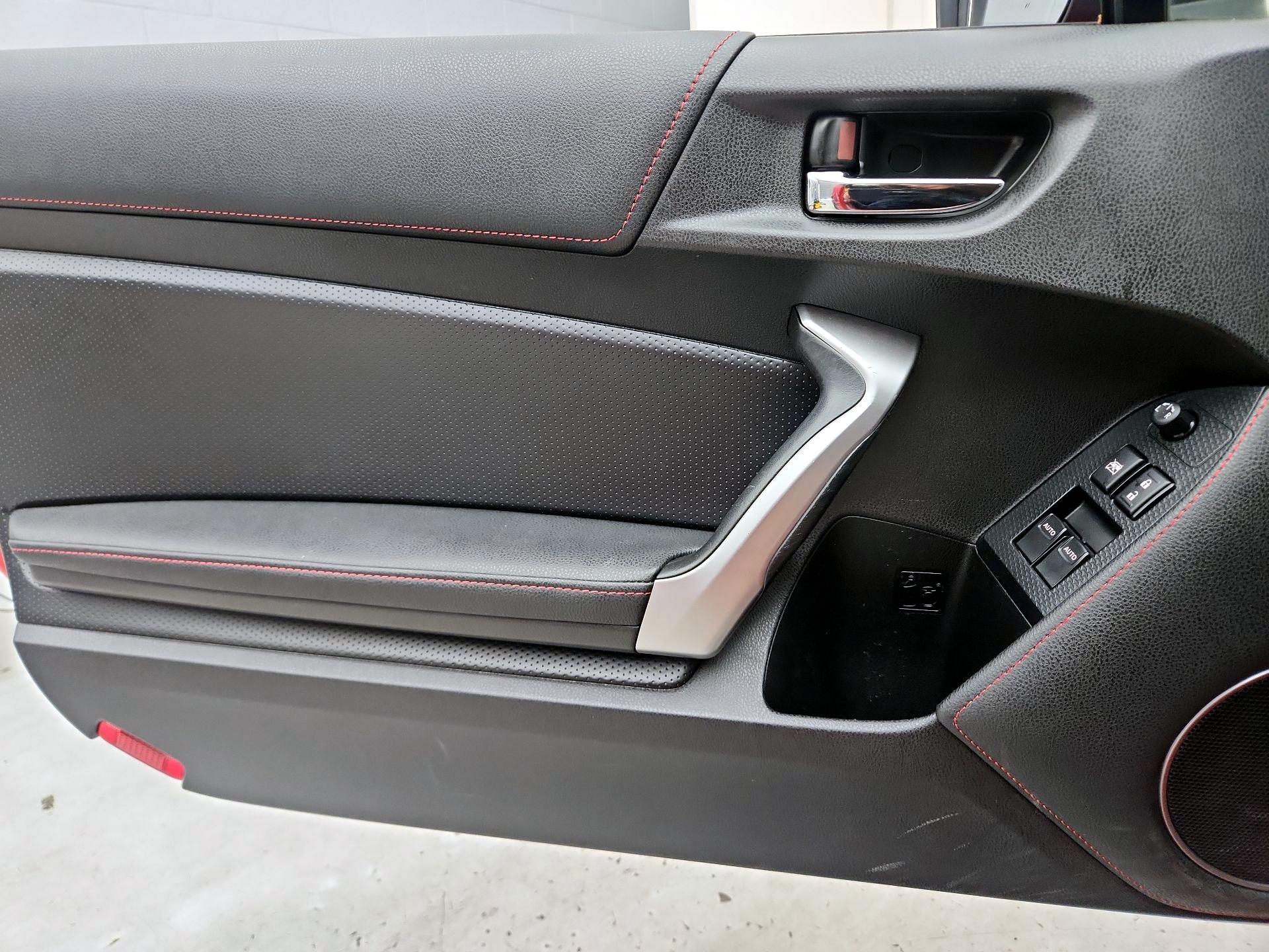 Thumbnail: 2015 Scion FR-S - 12