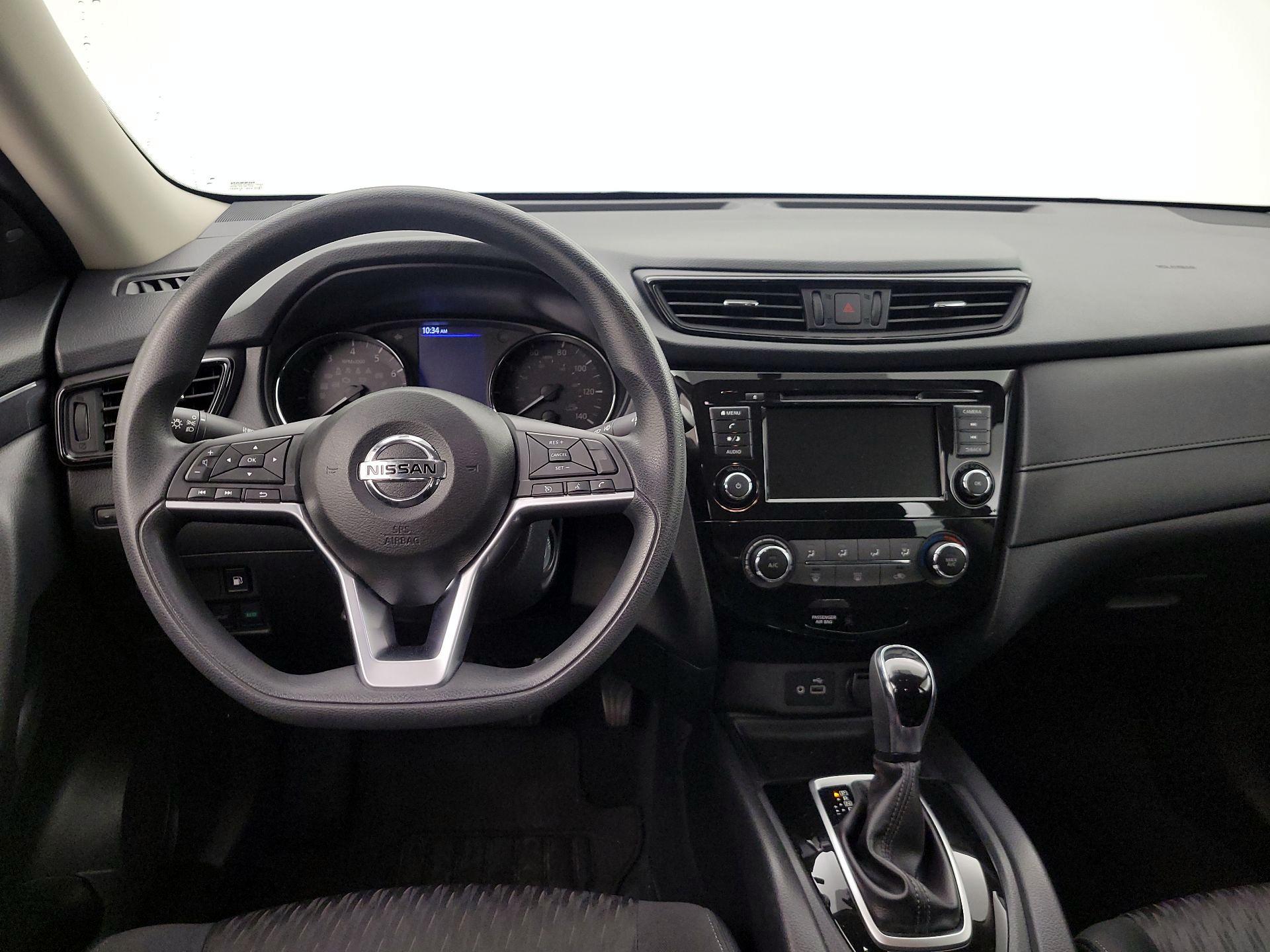 Thumbnail: 2018 Nissan Rogue - 10