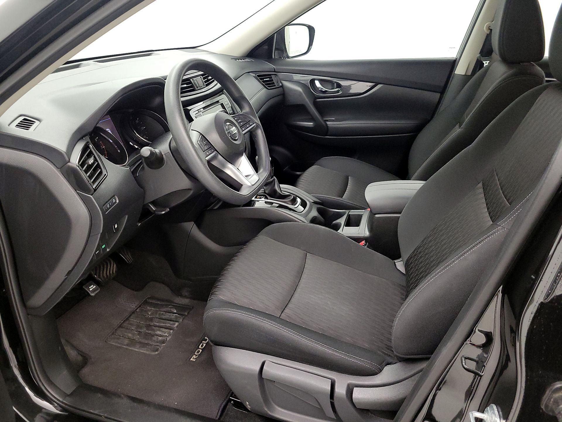 Thumbnail: 2018 Nissan Rogue - 11