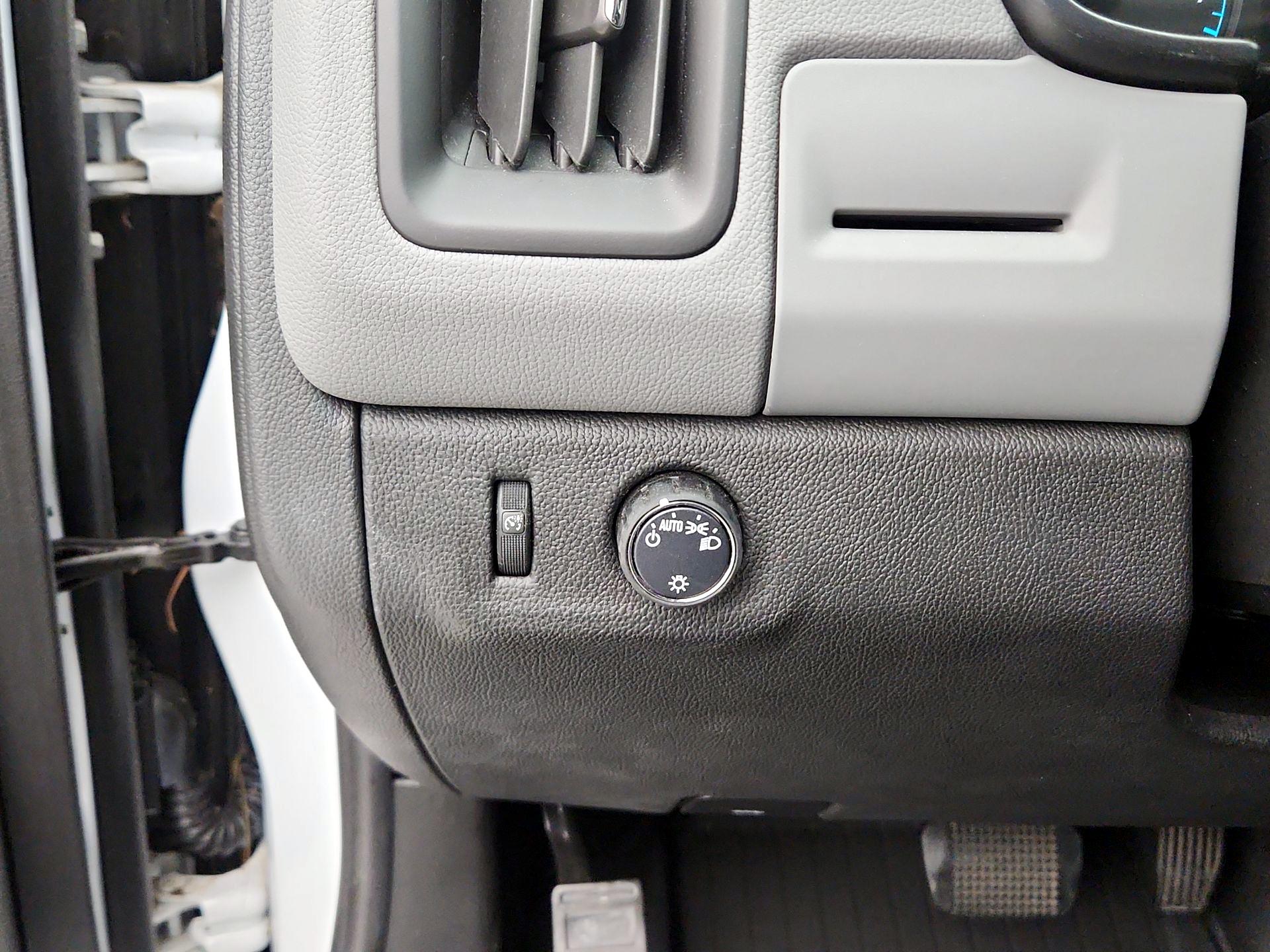 Thumbnail: 2021 Chevrolet Colorado - 13