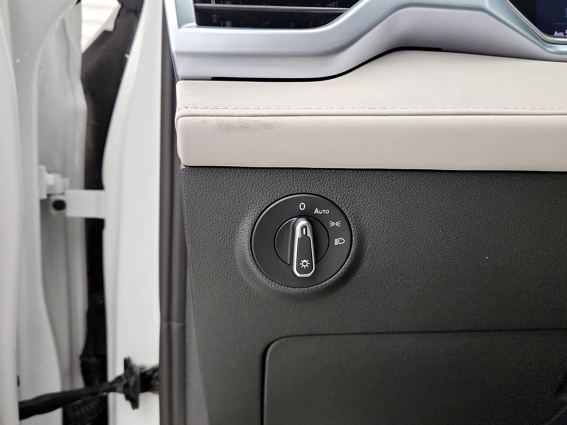 Thumbnail: 2025 Volkswagen Taos - 13