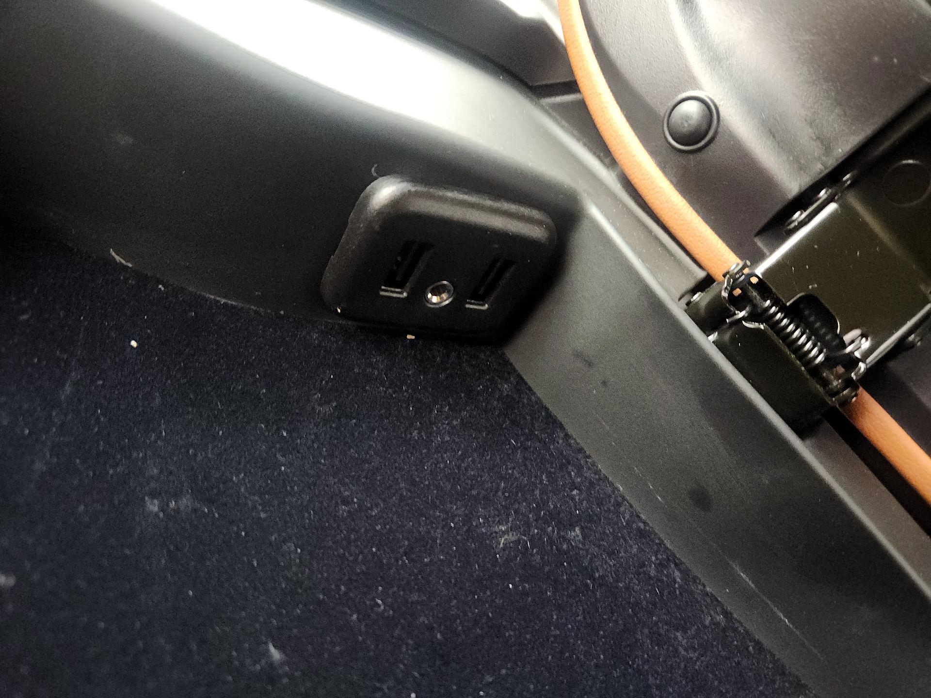 Thumbnail: 2017 Chevrolet Corvette - 18