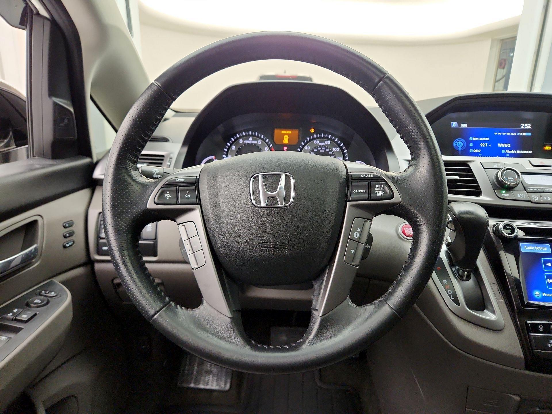 Thumbnail: 2014 Honda Odyssey - 10