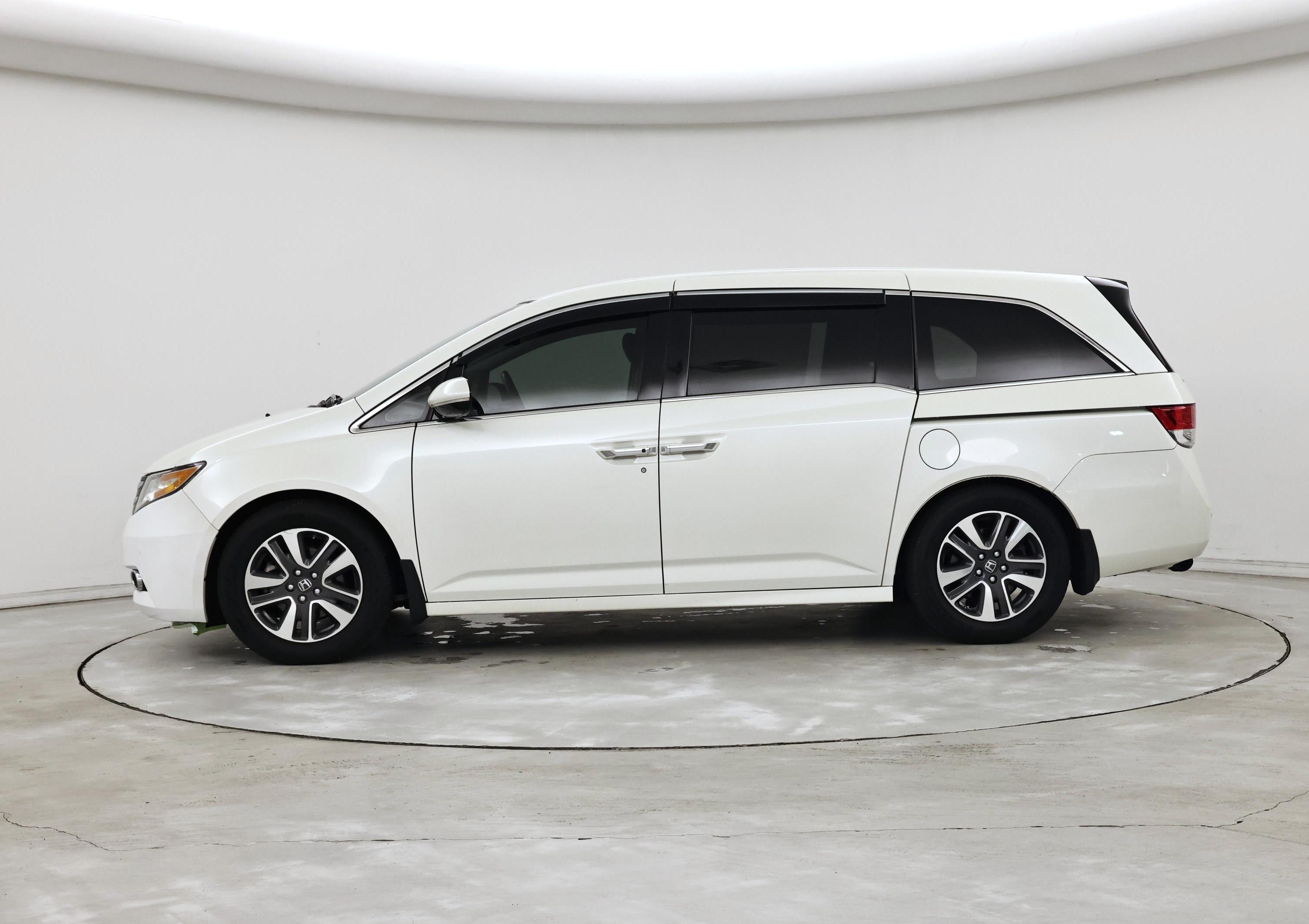 Thumbnail: 2014 Honda Odyssey - 3