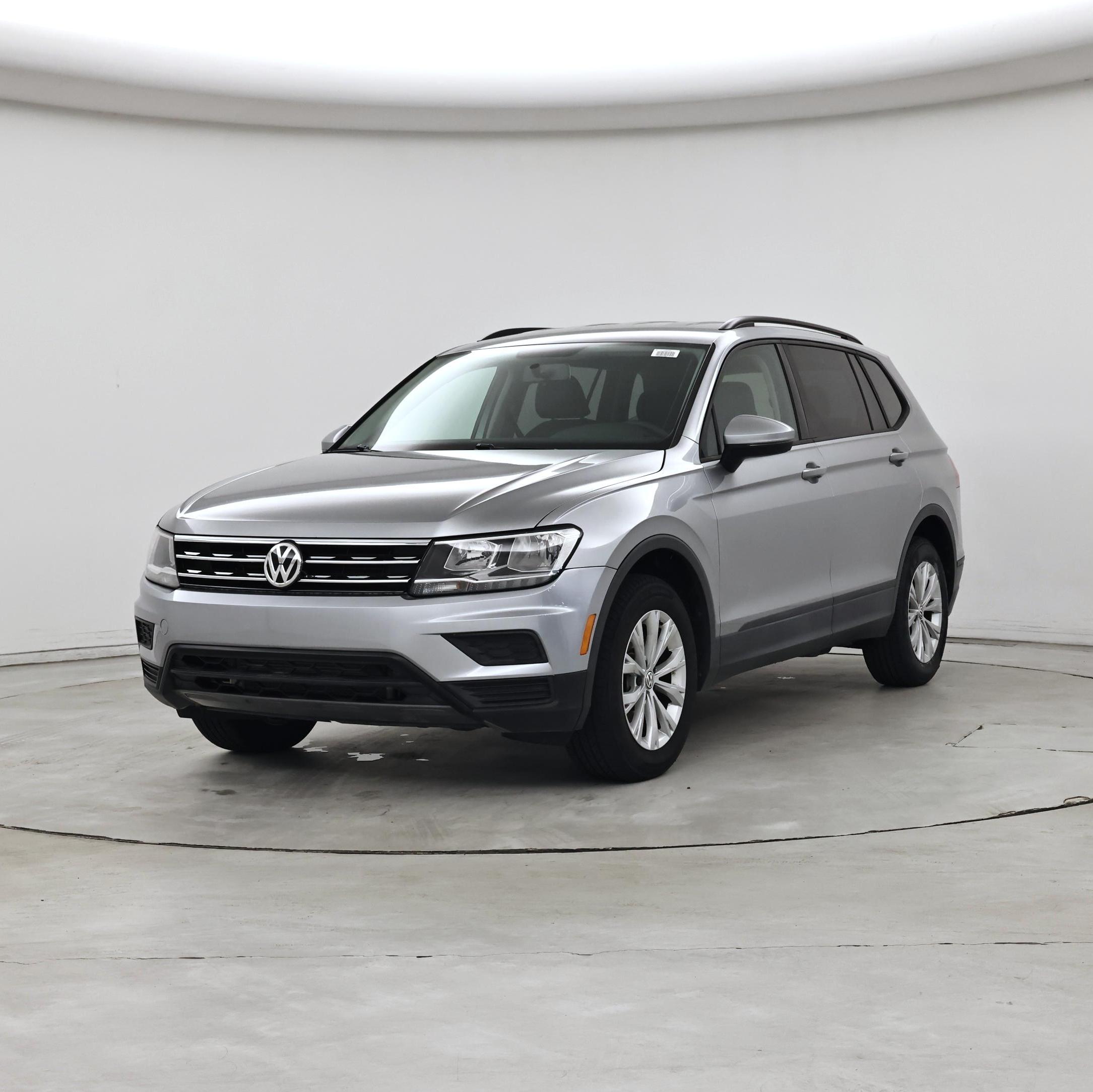 Thumbnail: 2020 Volkswagen Tiguan - 4