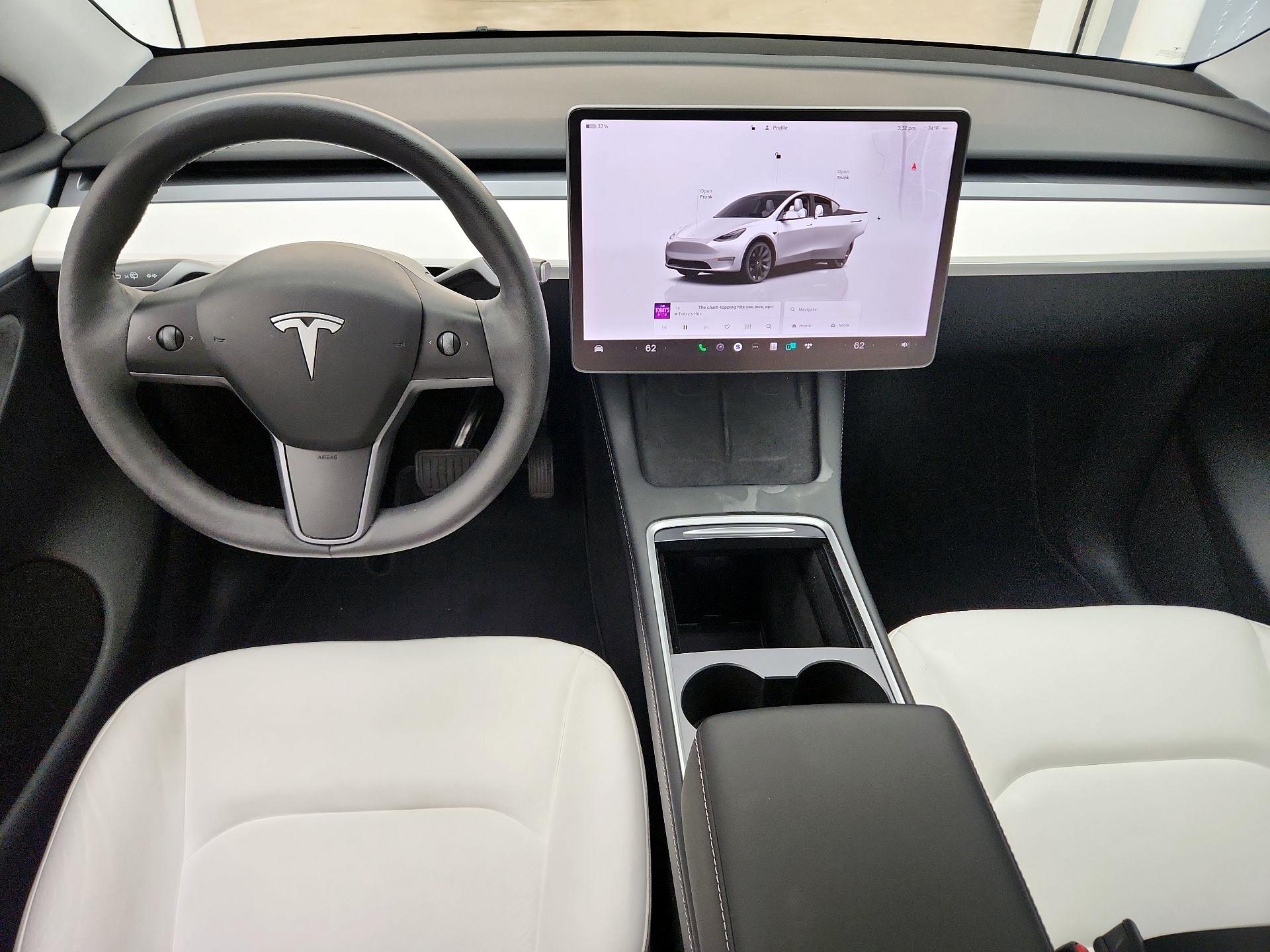 Thumbnail: 2023 Tesla Model Y - 9