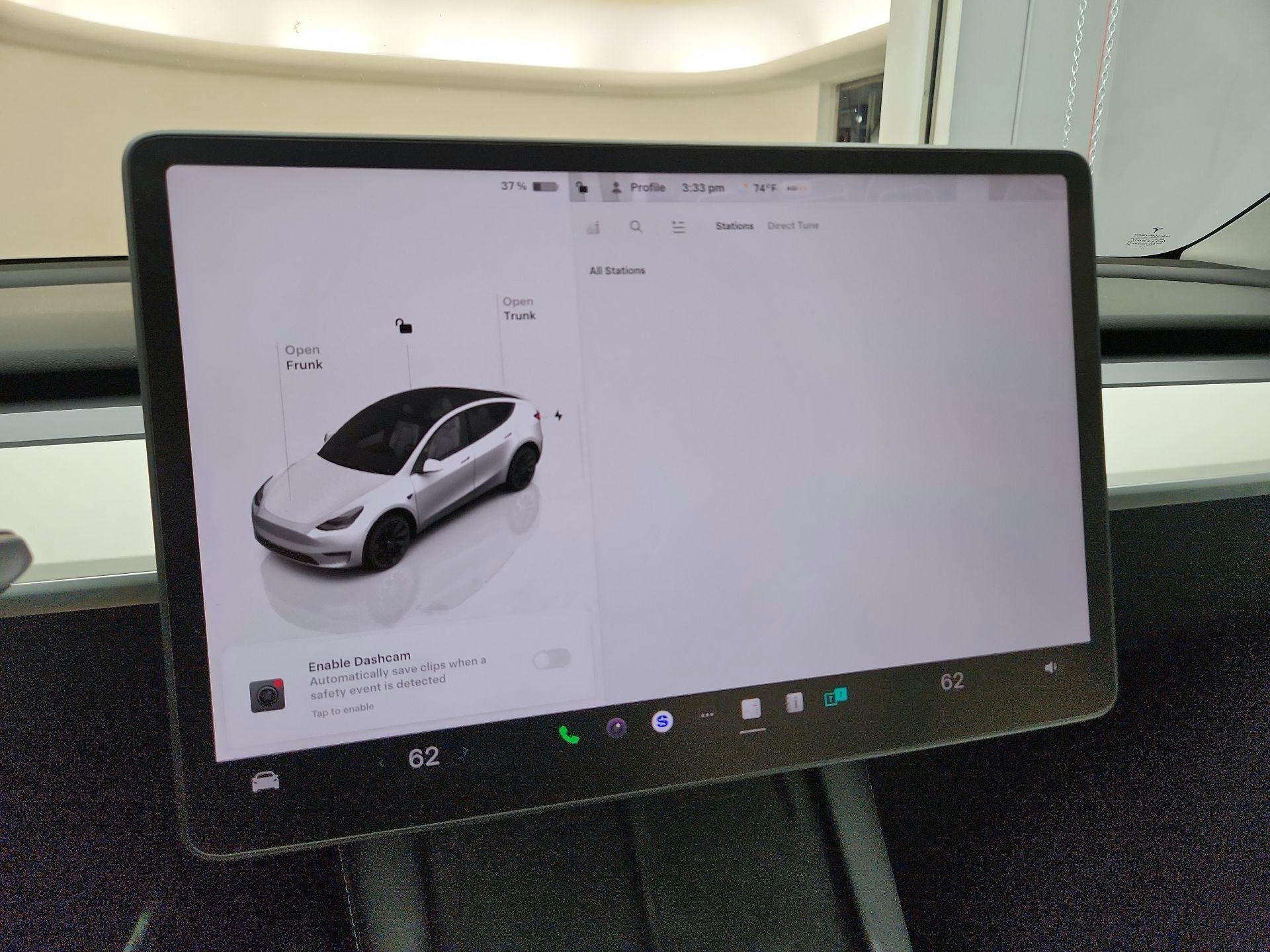 Thumbnail: 2023 Tesla Model Y - 15