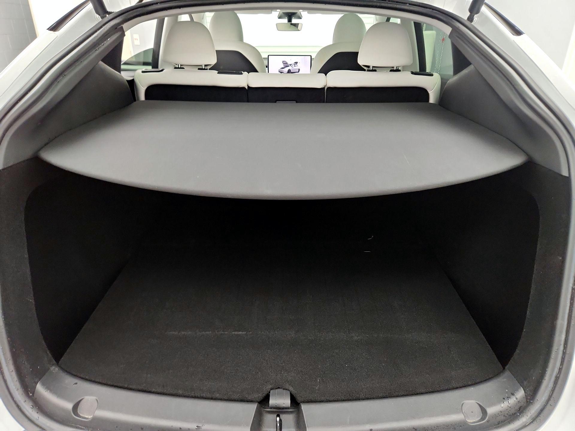 Thumbnail: 2023 Tesla Model Y - 20