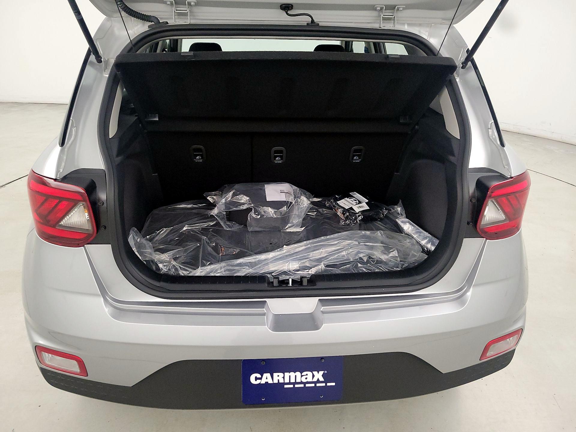 Thumbnail: 2025 Hyundai Venue - 9