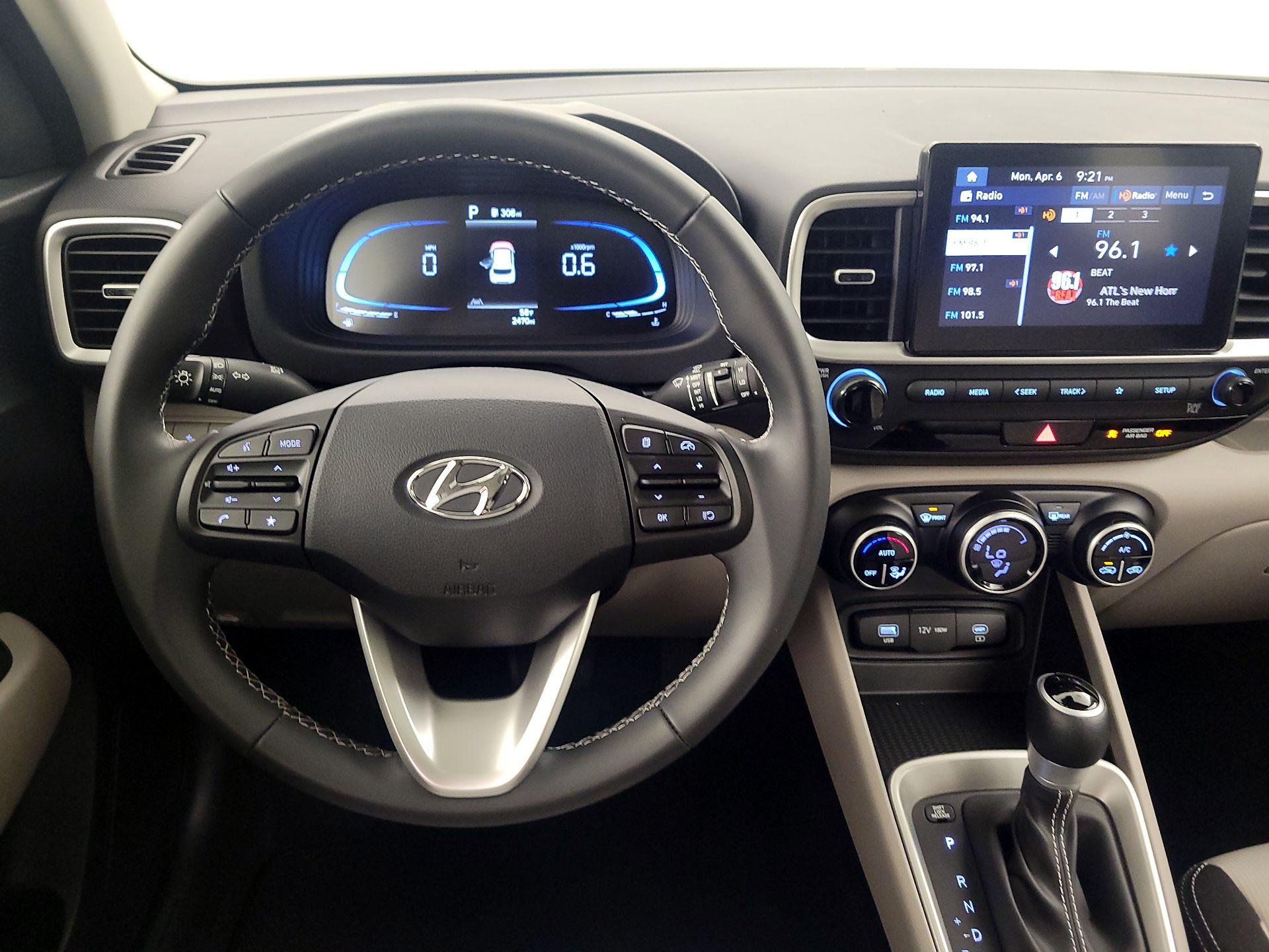 Thumbnail: 2025 Hyundai Venue - 10