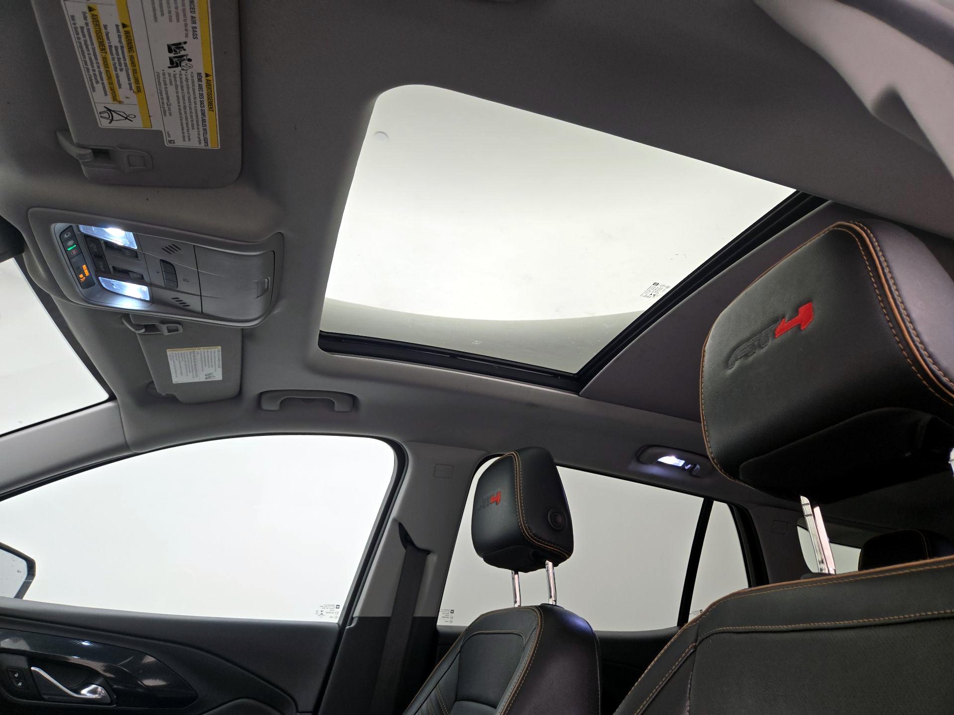Thumbnail: 2022 GMC Terrain - 17